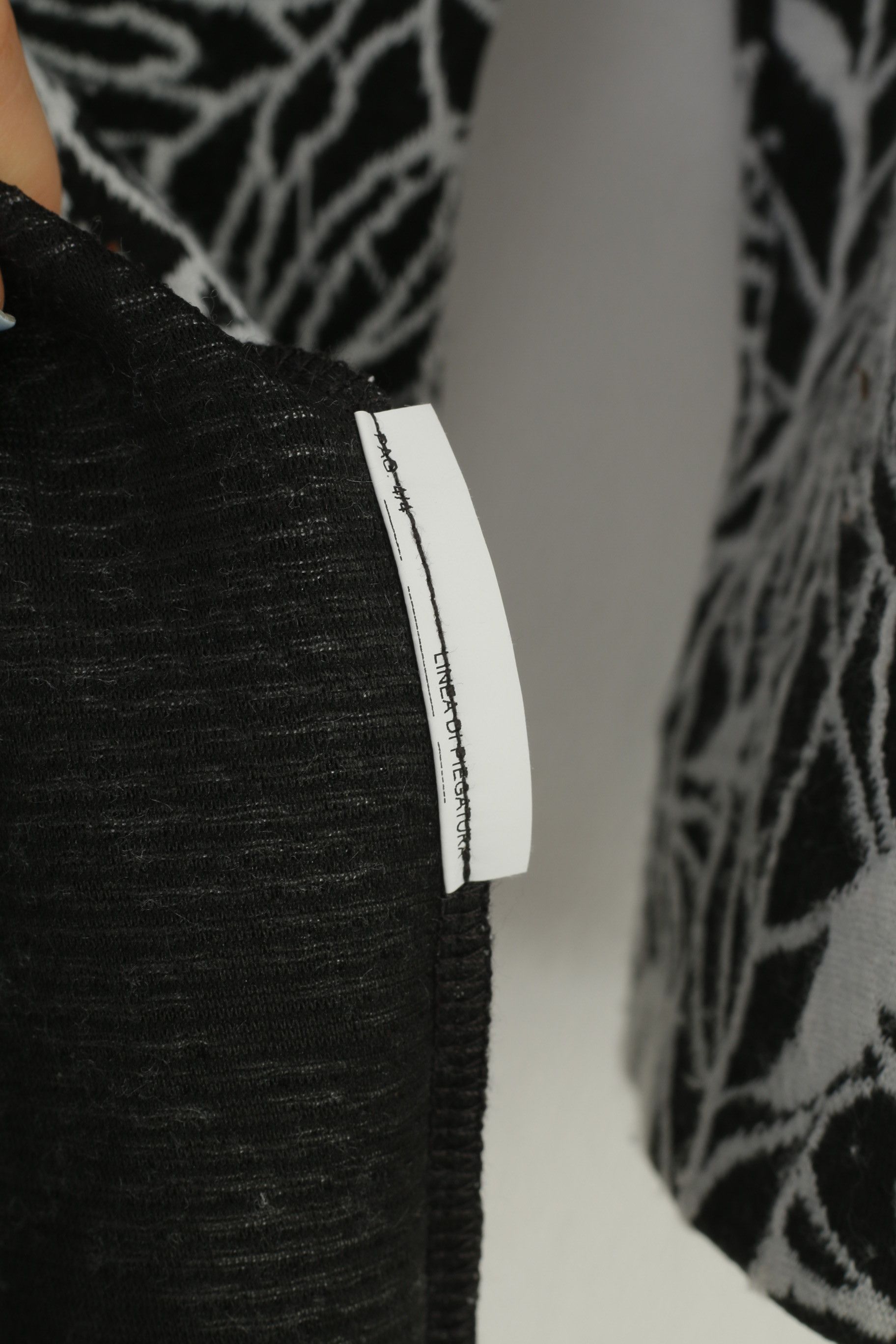 Armani Armani Jeans Woman 42 M Dress Black Flower Print 4109 Size M / US 6-8 / IT 42-44 - 6 Thumbnail