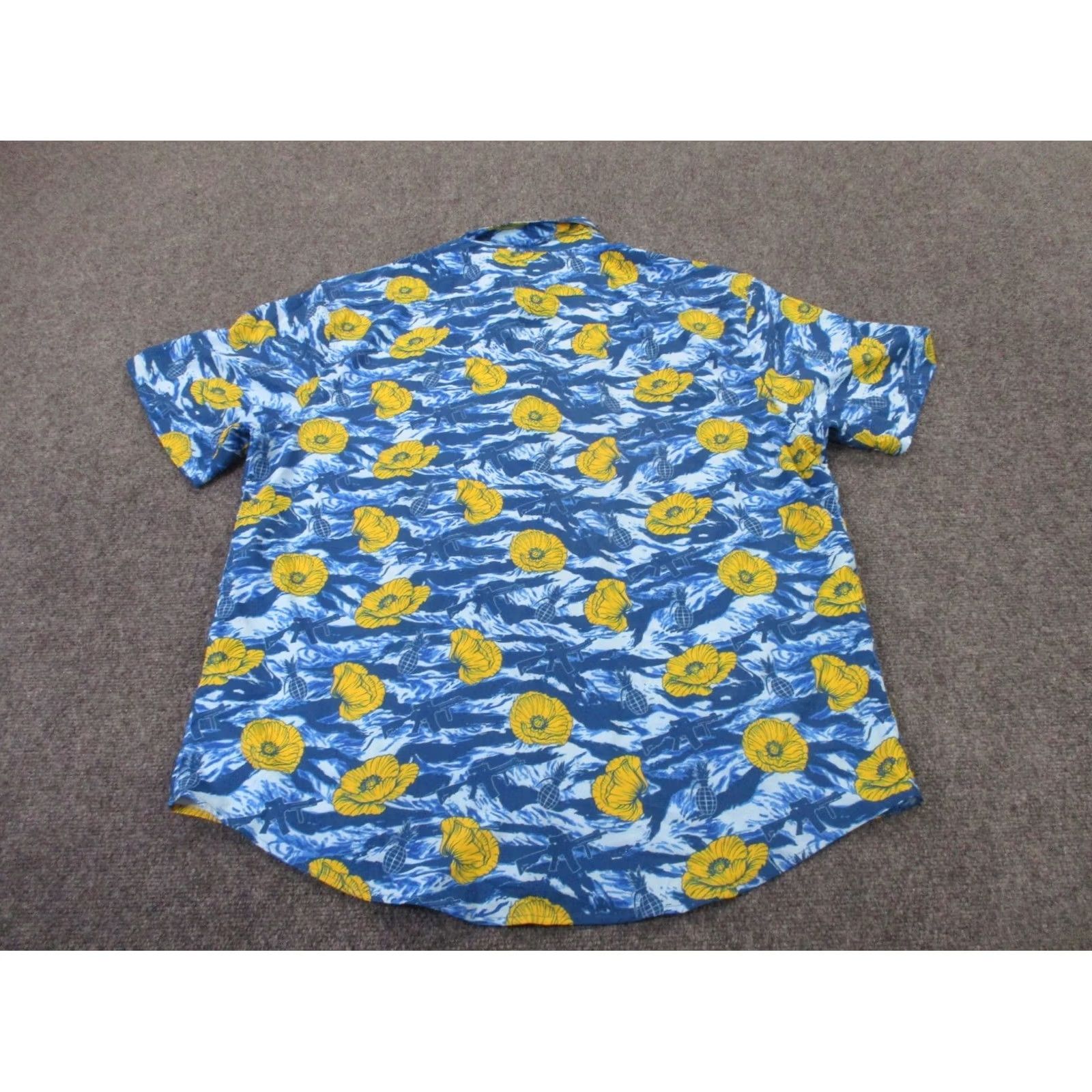 Vintage Savage Tacticians Shirt Mens 3XL Blue Floral Hawaiian Button-Up Gear Gun Grenade Beach Size US XXL / EU 58 / 5 - 7 Thumbnail