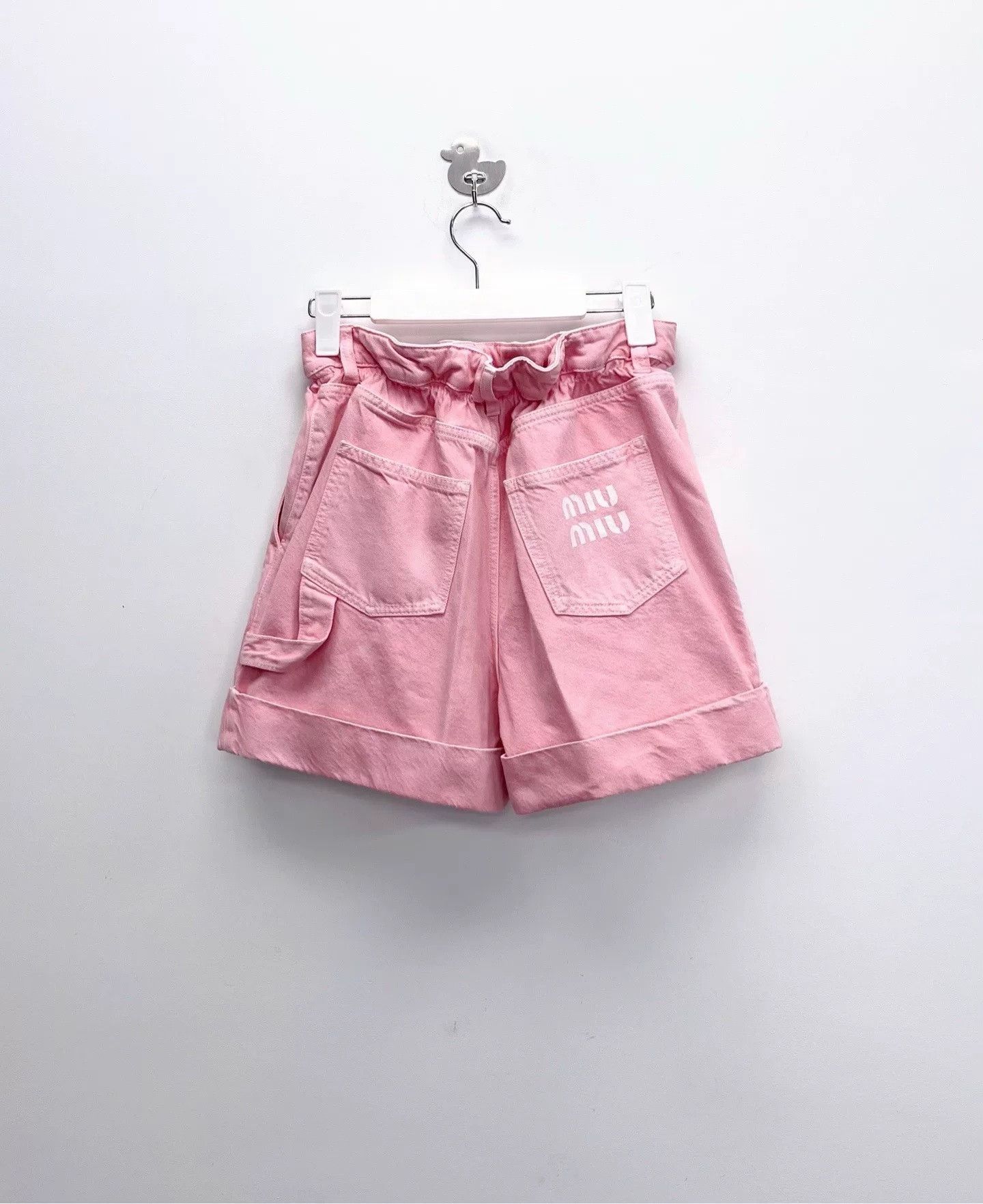 Miu Miu Miu Miu Pink Back Logo Bud Denim Shorts Size US S / EU 44-46 / 1 - 1 Thumbnail