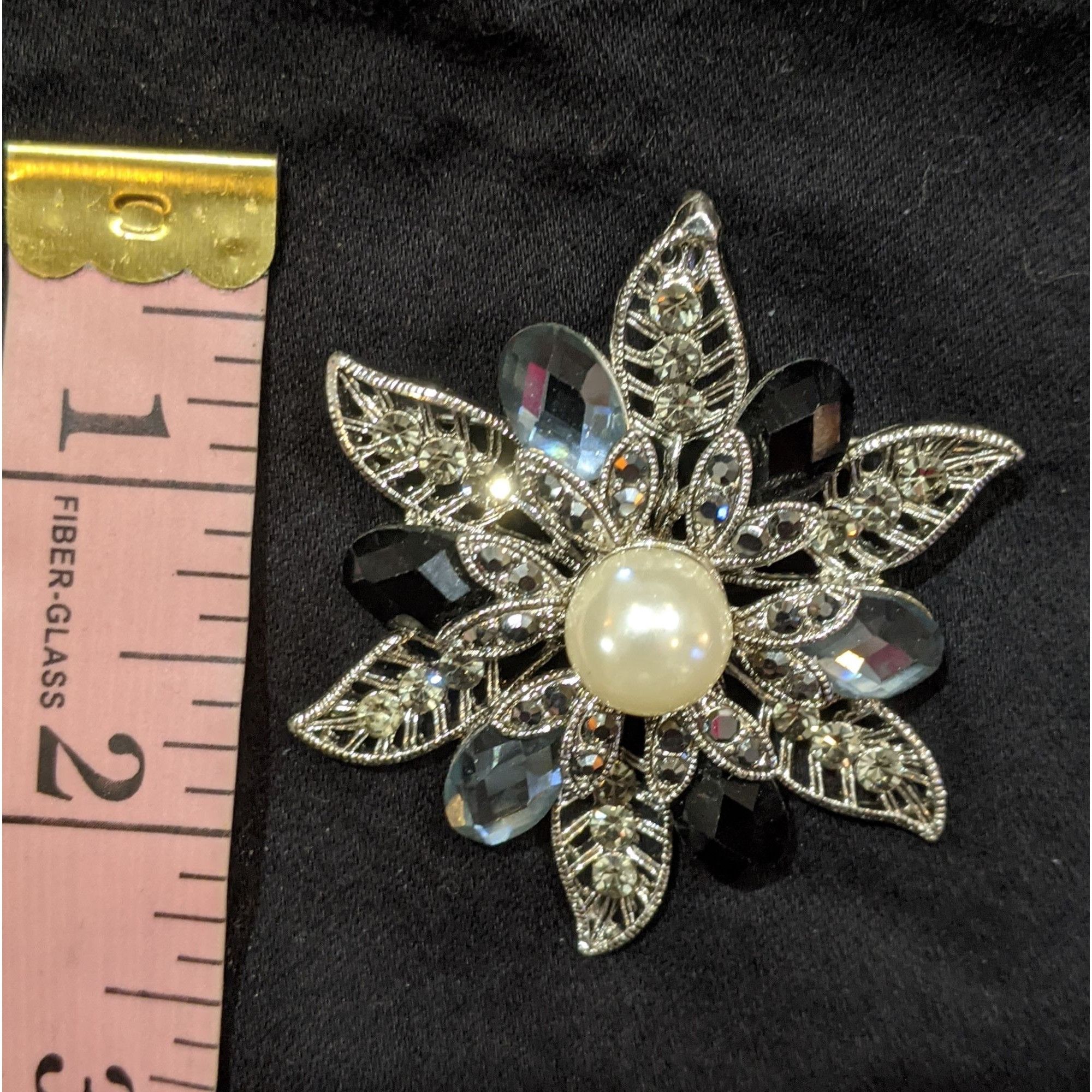 Other Black And Silver Flower Brooch/Pendant Size ONE SIZE - 5 Thumbnail