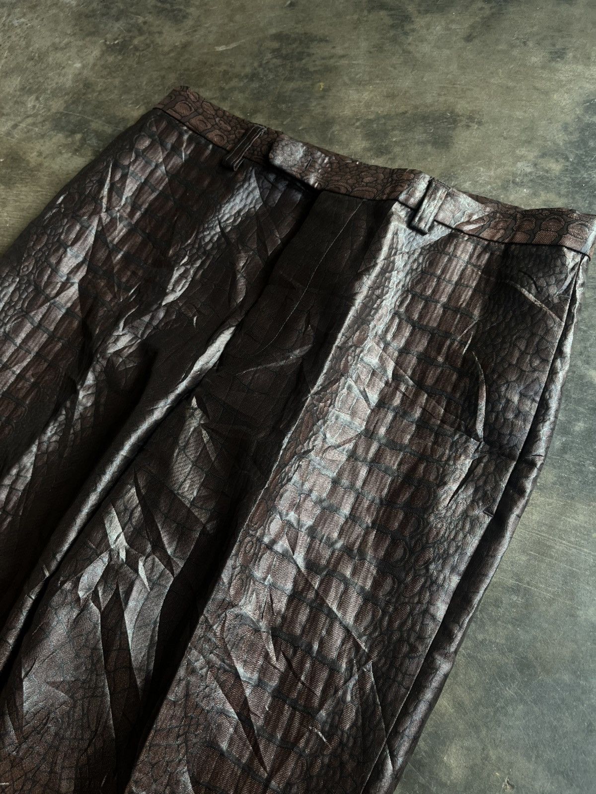 Jean Paul Gaultier JEAN PAUL GAULTIER HOMME JPG CROCODILE LEATHER EFFECT PANTS Size US 30 / EU 46 - 5 Thumbnail