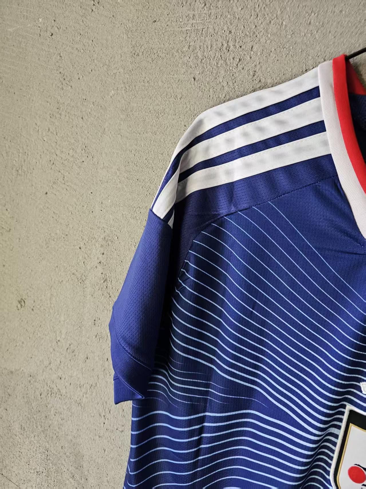 Other 2025 Japan #7 Kaoru Mitoma Jersey Size US S / EU 44-46 / 1 - 4 Thumbnail