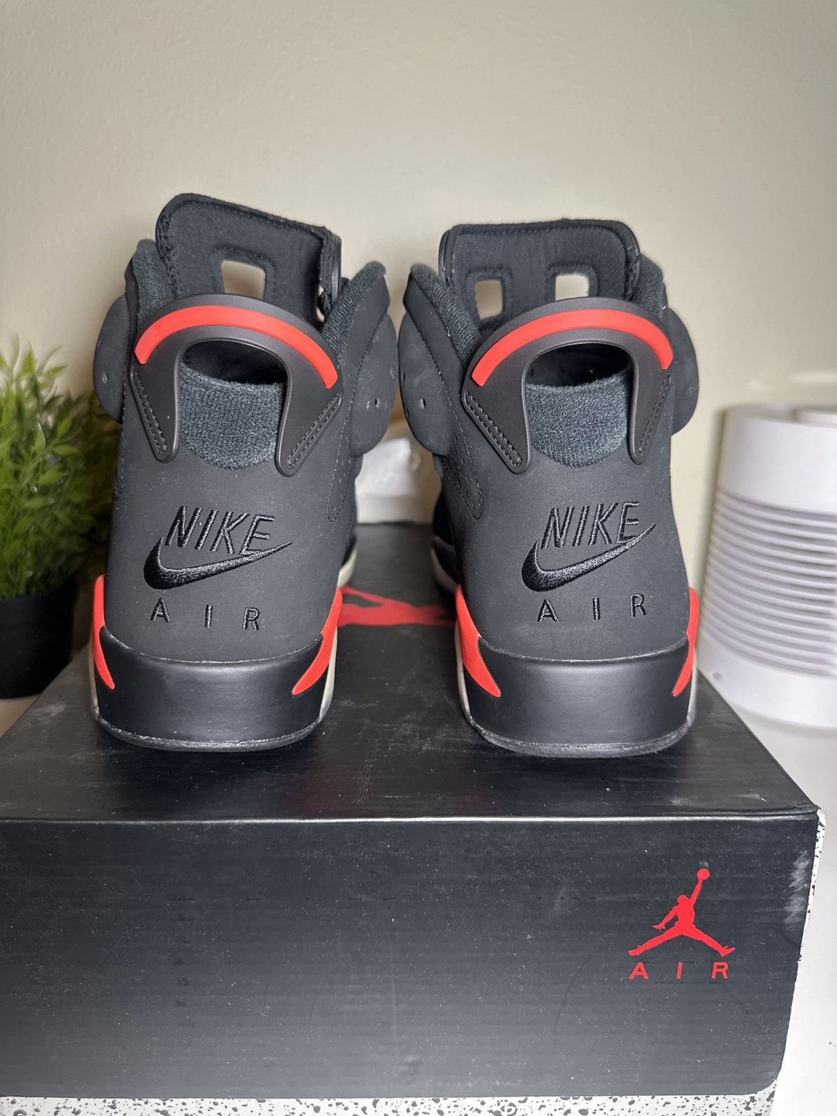 Jordan Brand Air Jordan 6 Infrared 2019 Size US 11.5 / EU 44-45 - 4 Thumbnail