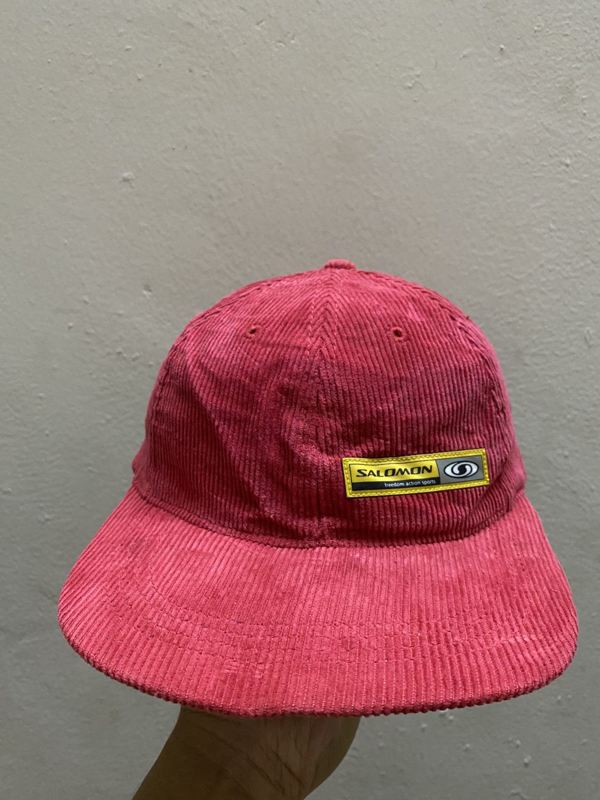 Salomon × Vintage 💥 VERY RARE VINTAGE SAMPLE SALOMON CORDUROY HATS Size ONE SIZE - 1 Thumbnail