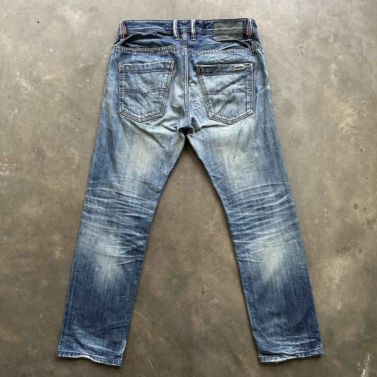Japanese Brand W32 🔥 Vintage Diesel Sick Faded Distressed Denim Jean Pant Size US 32 / EU 48 - 12 Thumbnail