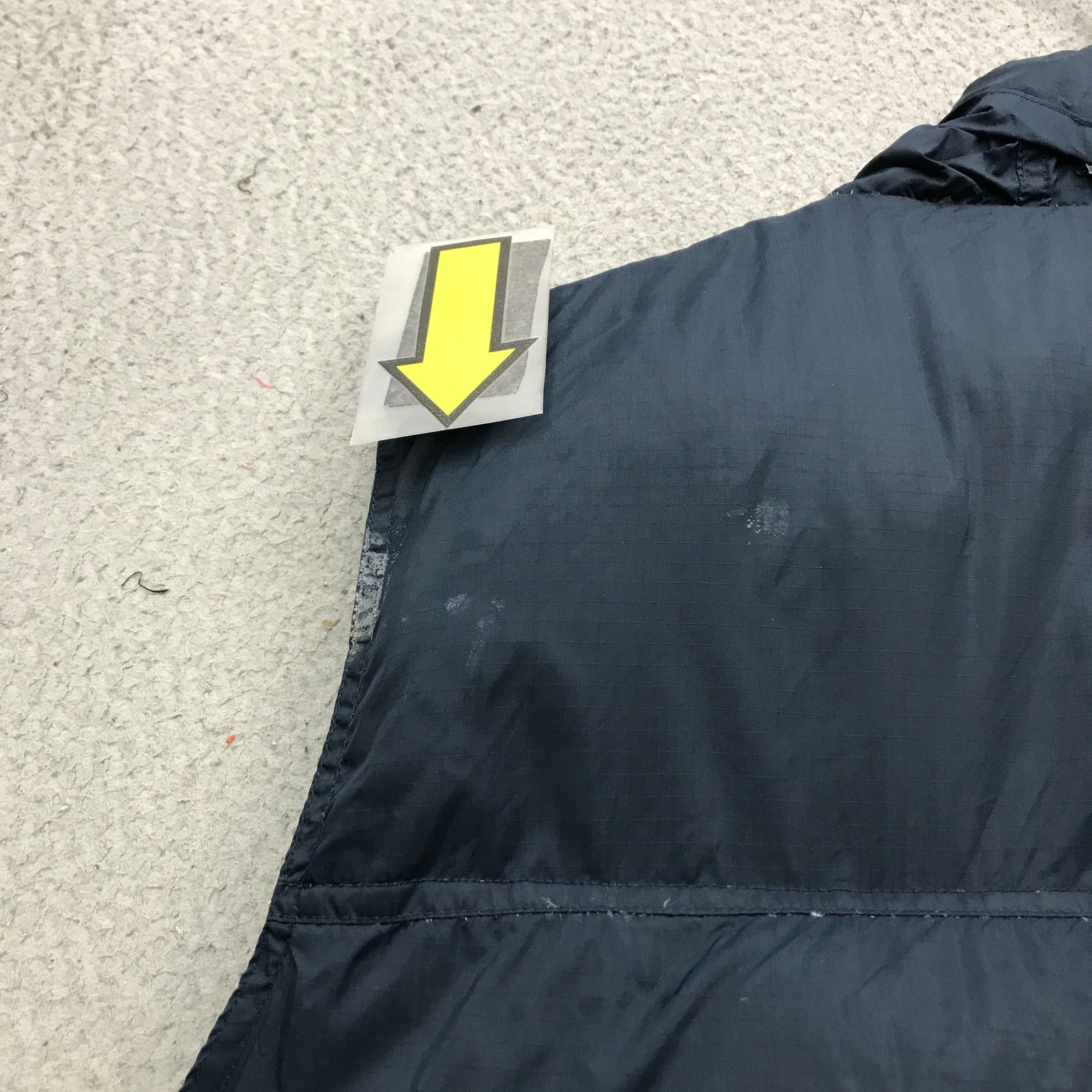 American Eagle Outfitters American Eagle Outfitters Down Puffer Vest Jacket Men L Navy Size US L / EU 52-54 / 3 - 11 Thumbnail