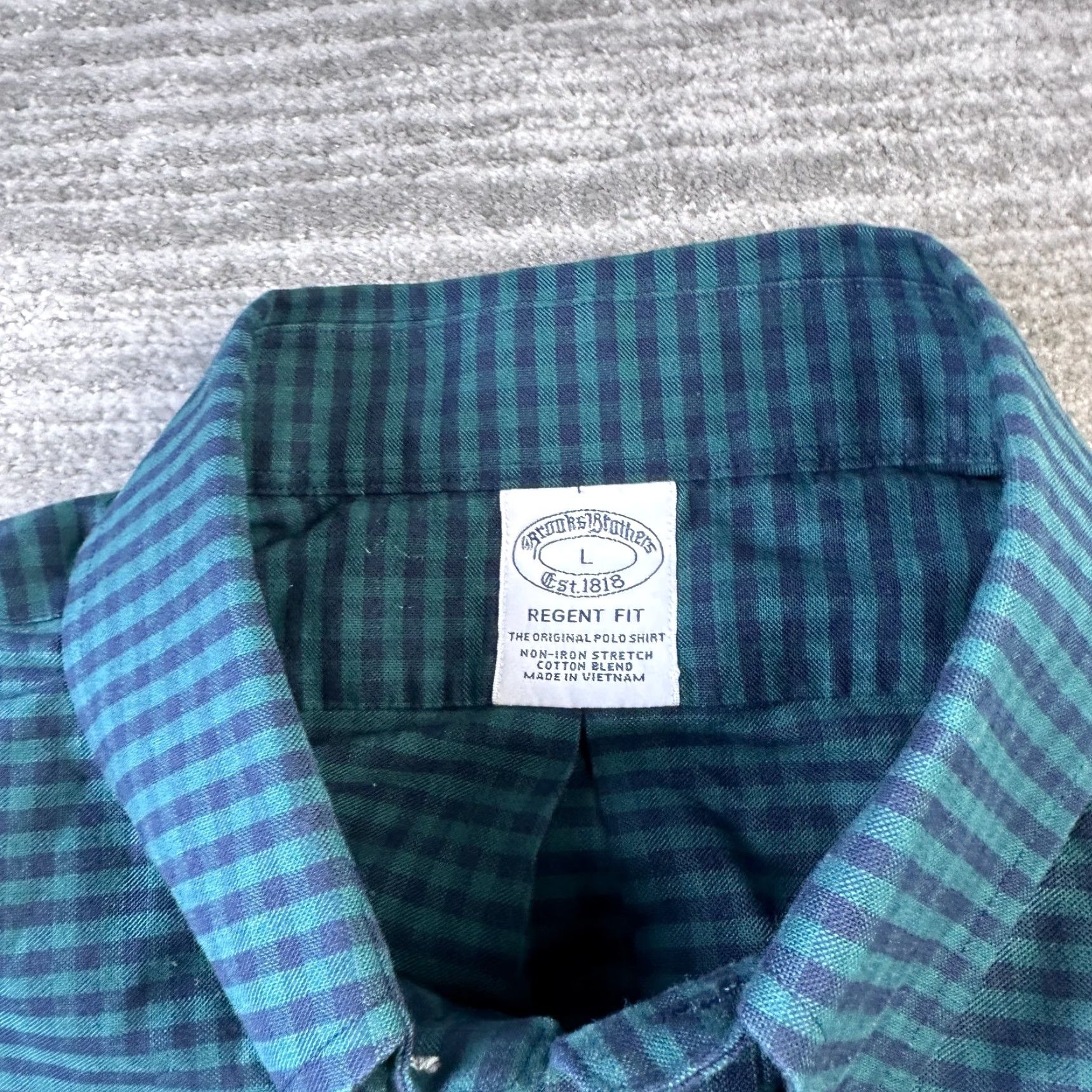 Brooks Brothers Brooks Brothers Shirt Mens Large Green Button Up Regent Fit Stretch Non Iron Shirt Size US L / EU 52-54 / 3 - 7 Thumbnail