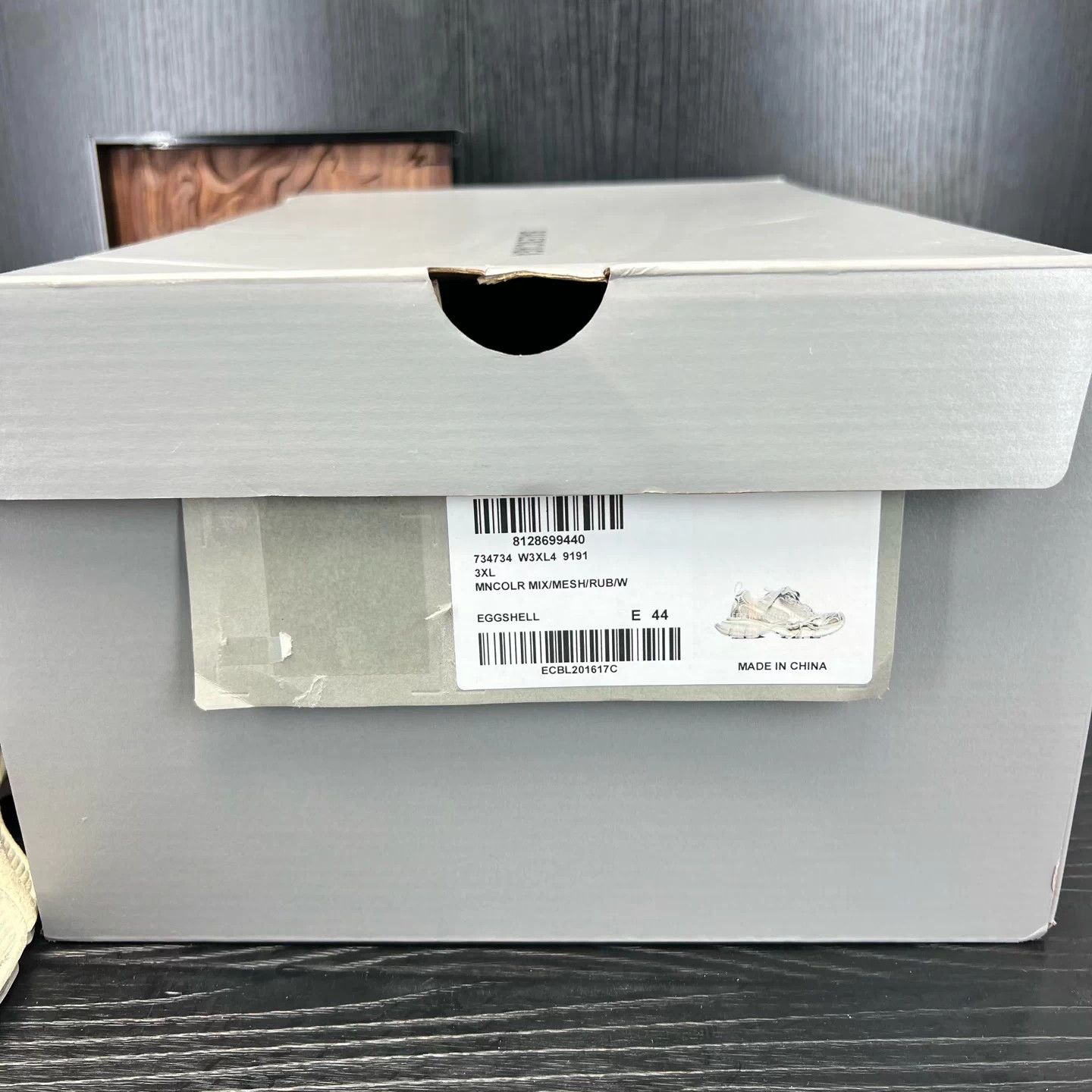 Balenciaga Balenciaga 3xl Light Beige 44 Size US 11 / EU 44 - 9 Thumbnail
