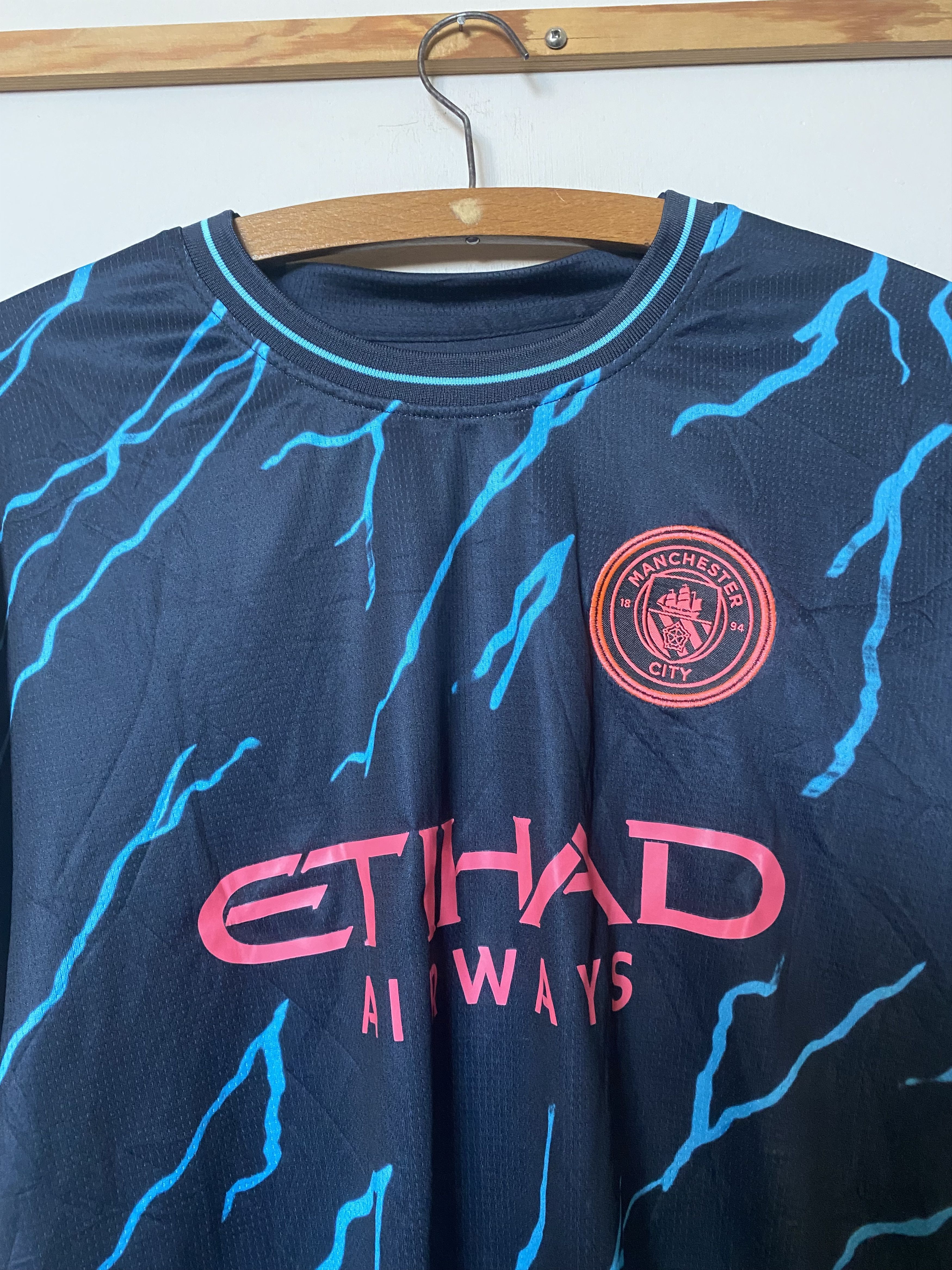 Other MANCHESTER CITY F.C. #9 HAALAND - 2023 - 2024 - M - UNIQUE Size US M / EU 48-50 / 2 - 4 Thumbnail