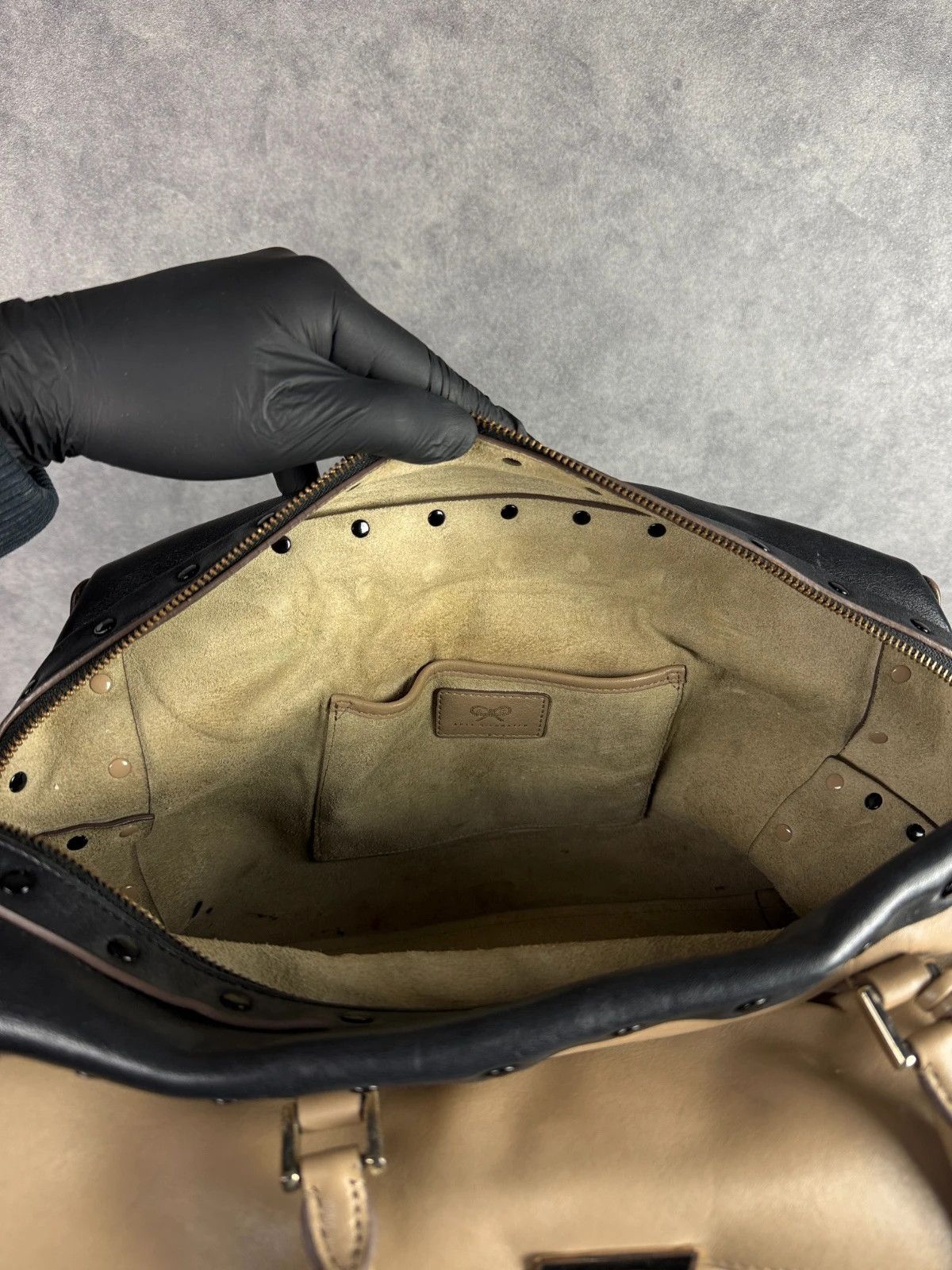 Anya Hindmarch Anya Hindmarch Leather Handbag Brown Black Logo Lock Size ONE SIZE - 13 Thumbnail