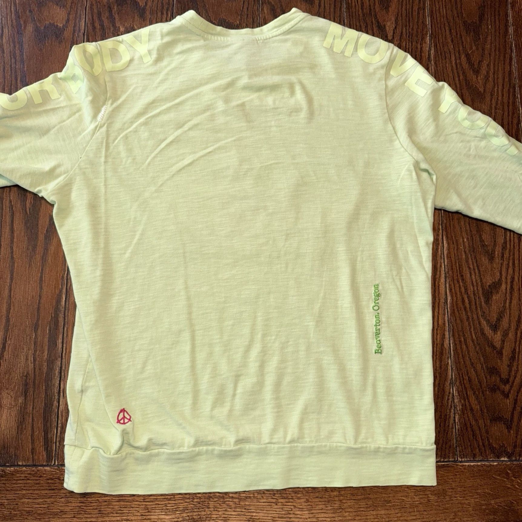 Nike Nike Shirt Men’s Large Green World Tour Glow In The Dark DA0629-383 Sportswear Logo Size US L / EU 52-54 / 3 - 5 Thumbnail
