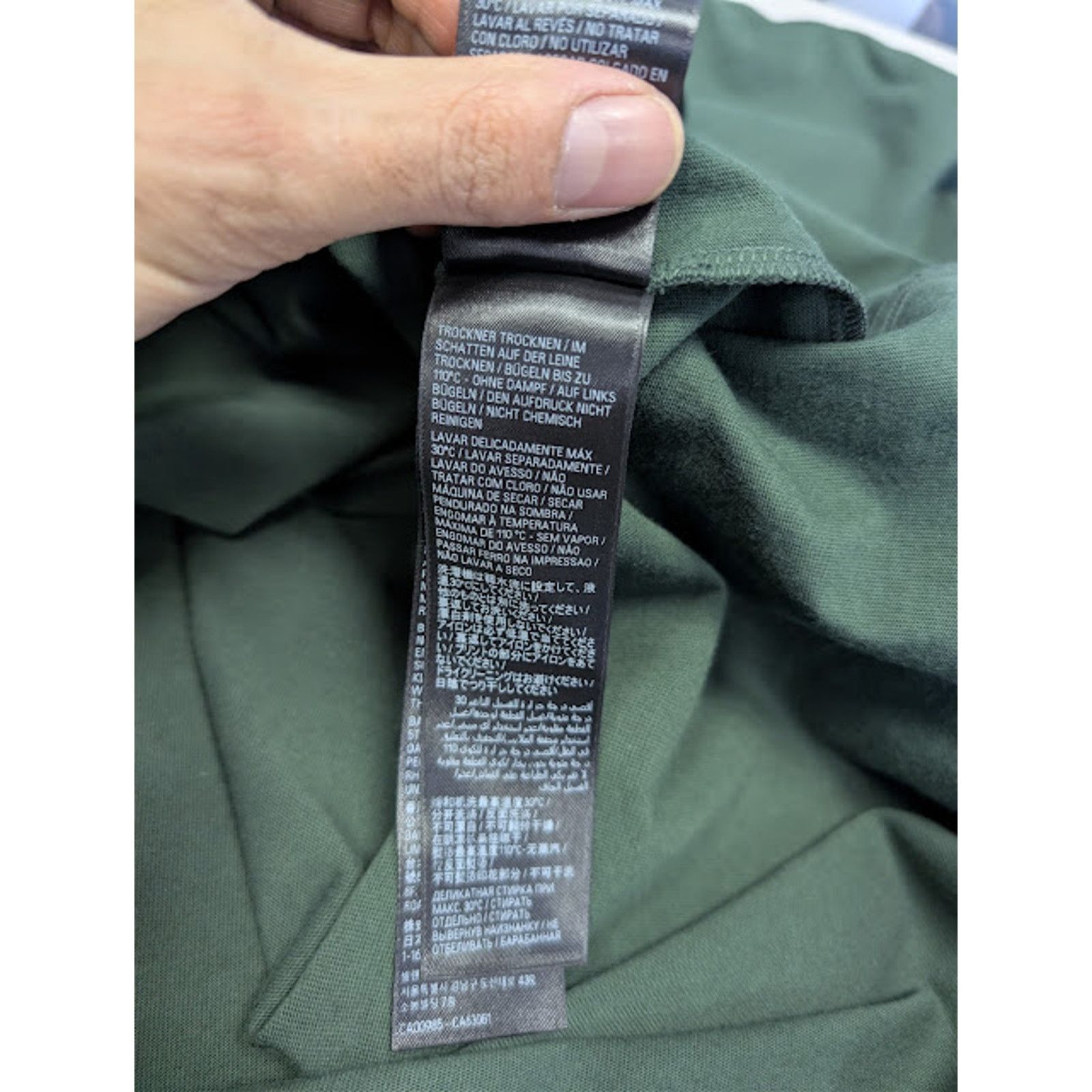 Balenciaga o1rshd1 Ramadan 24 Vintage Jersey T-Shirt Dark Green / Black Size US L / EU 52-54 / 3 - 17 Thumbnail