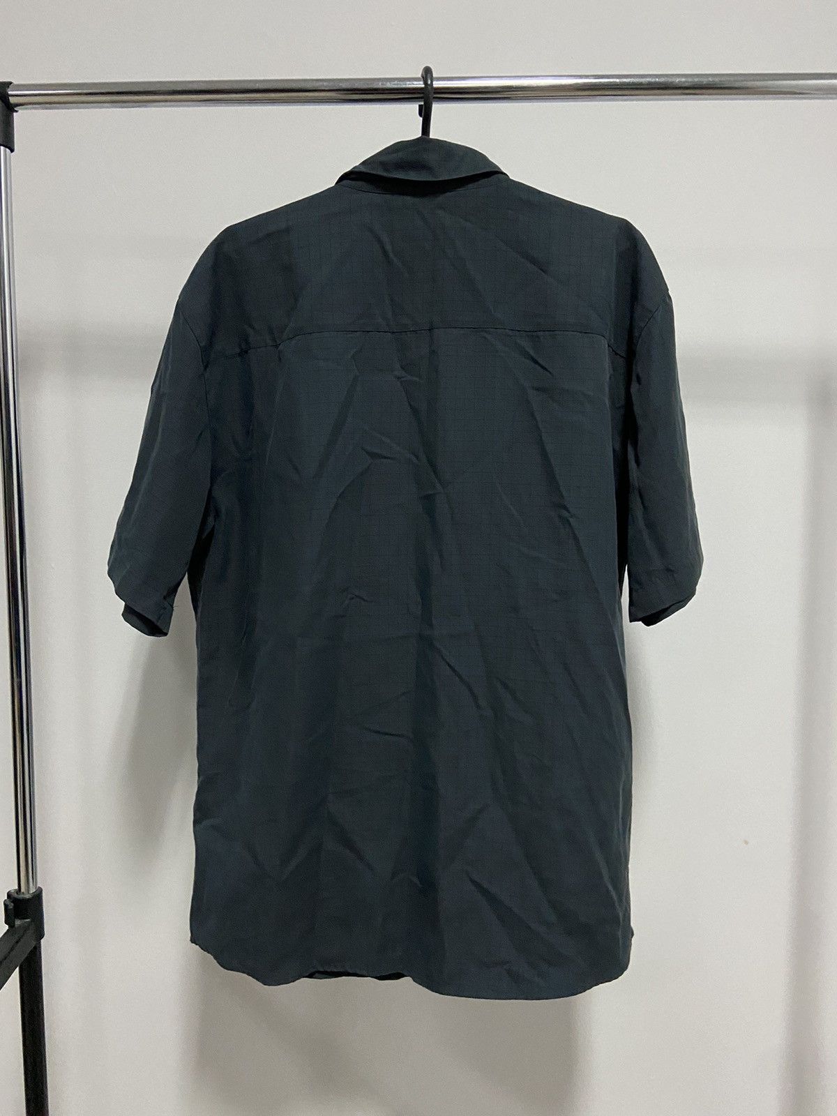 Oakley × Vintage Oakley metal logo pocket buttons skate vintage Size US M / EU 48-50 / 2 - 3 Thumbnail