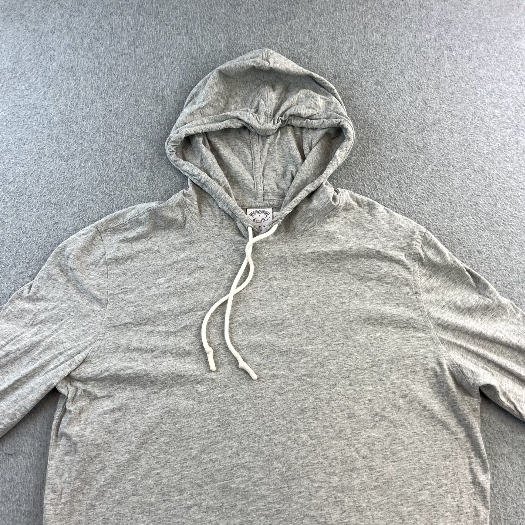 Brooks Brothers Brooks Brothers Hoodie Mens Small Gray Lightweight Pullover Kangaroo Pocket Logo Embroidered Wool? No Cotton Jersey Casual Size US S / EU 44-46 / 1 - 5 Thumbnail