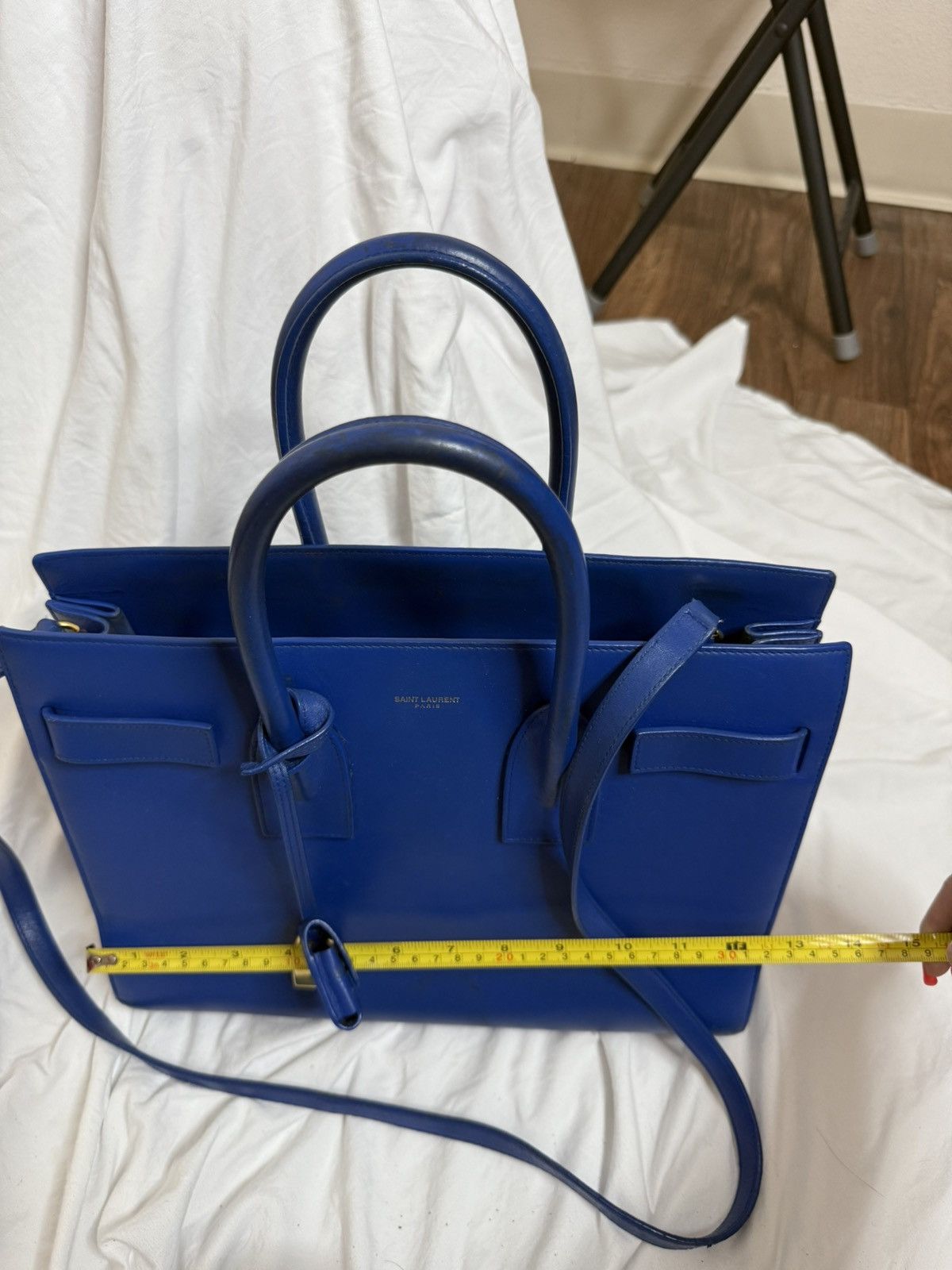 Yves Saint Laurent YSL SAC DE JOUR Bag/Tote Size ONE SIZE - 23 Thumbnail