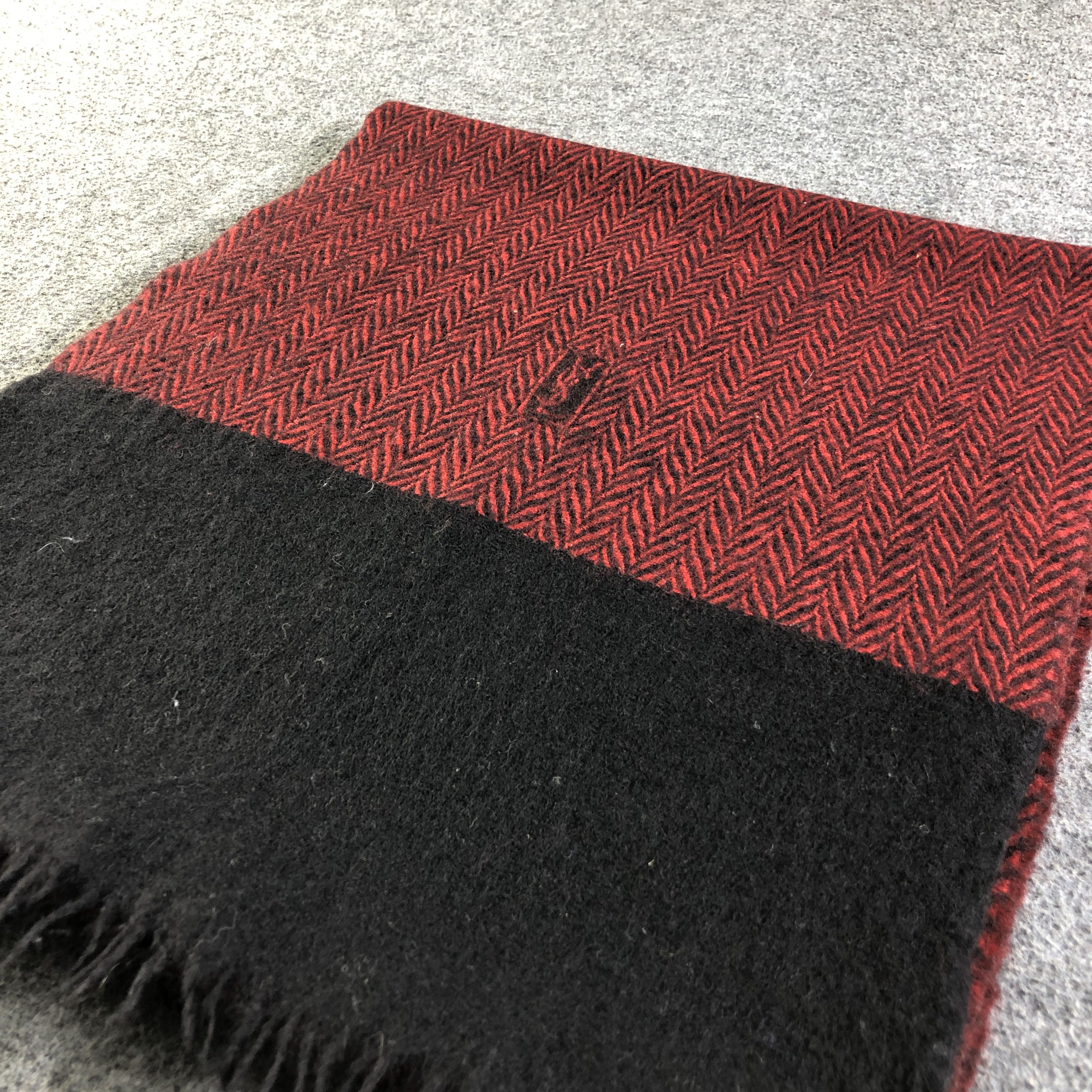 Yves Saint Laurent Yves Saint Laurent Wool Scarf Muffler Neckwear V2669 Size ONE SIZE - 4 Thumbnail