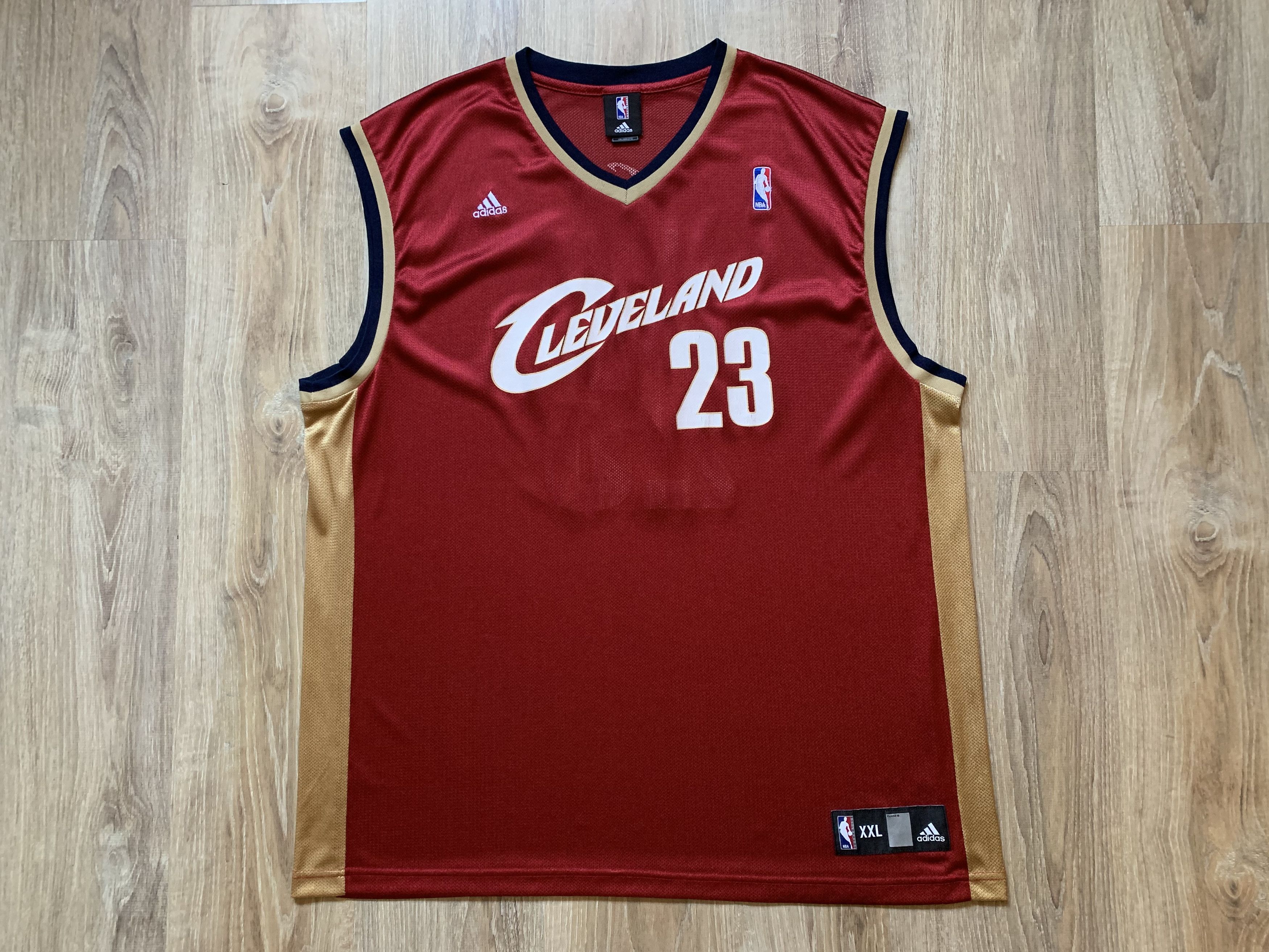 Adidas × NBA × Vintage Vintage Adidas Cleveland Cavaliers Lebron James #23 Jersey Size US XXL / EU 58 / 5 - 2 Thumbnail