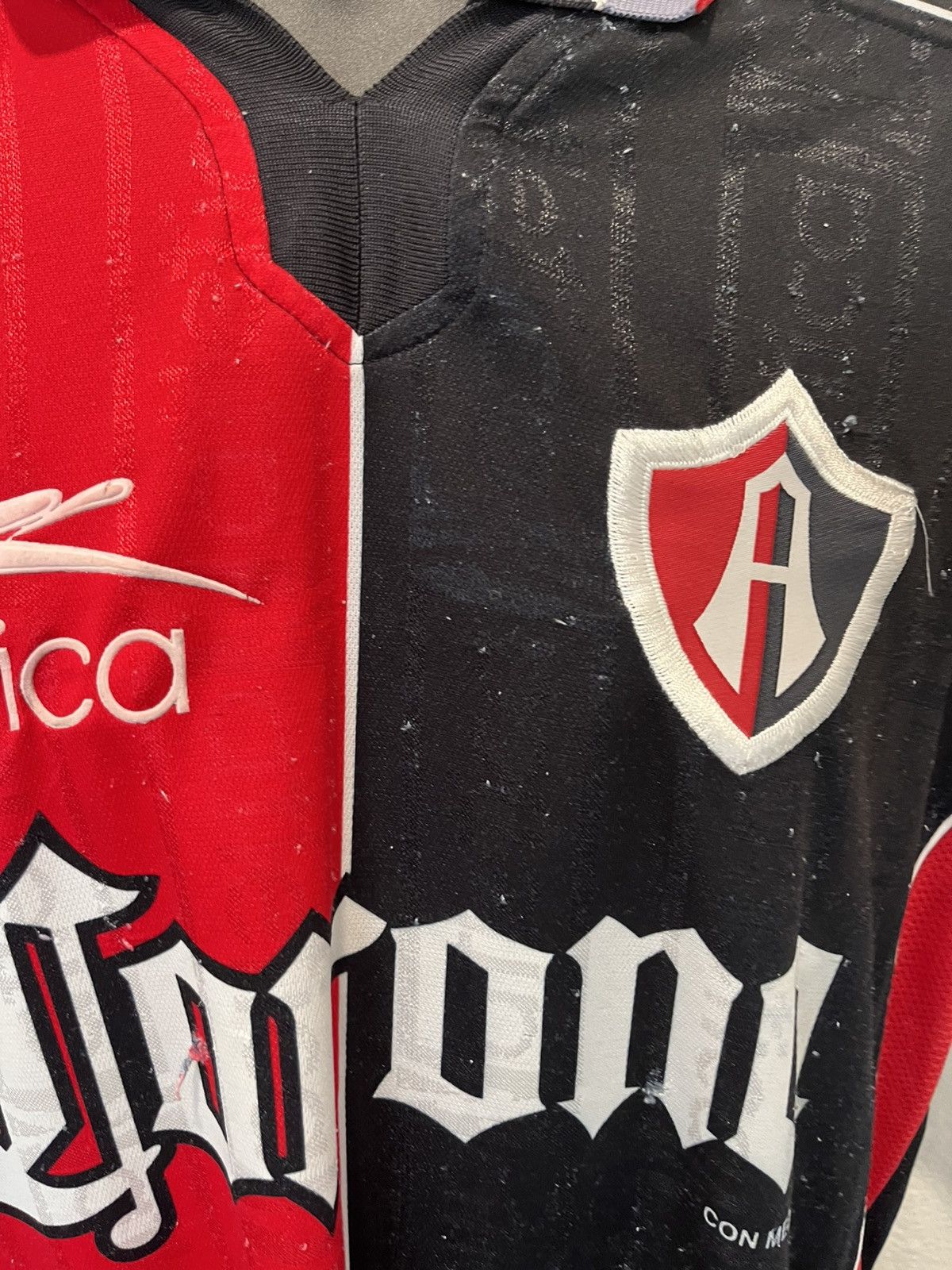 Atletica × Vintage Vintage club atlas 1999/2000 home football soccer kit Size US M / EU 48-50 / 2 - 3 Thumbnail