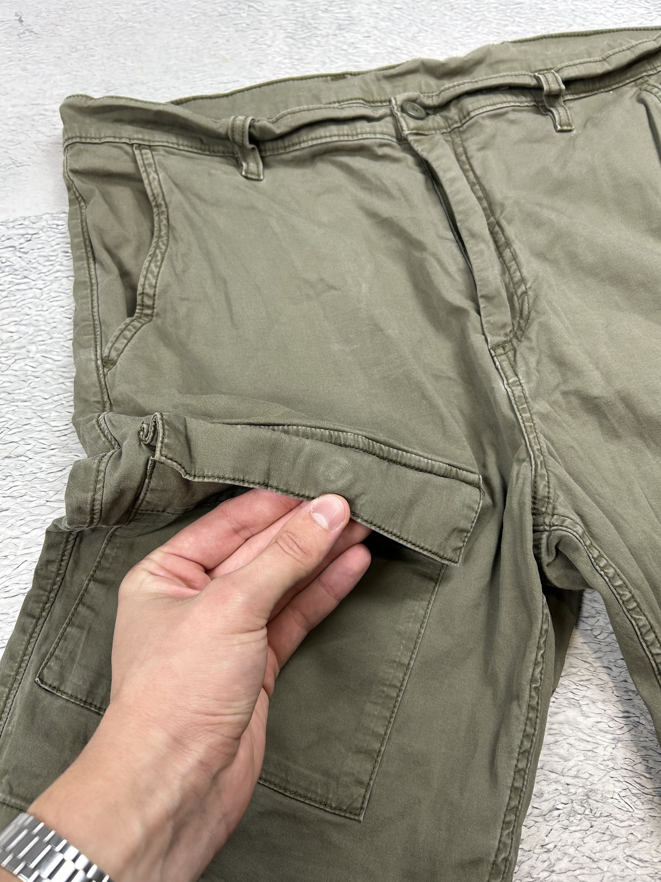 Levi's Levi's cargo shorts Straight Oldmoney style Size US 34 / EU 50 - 6 Thumbnail