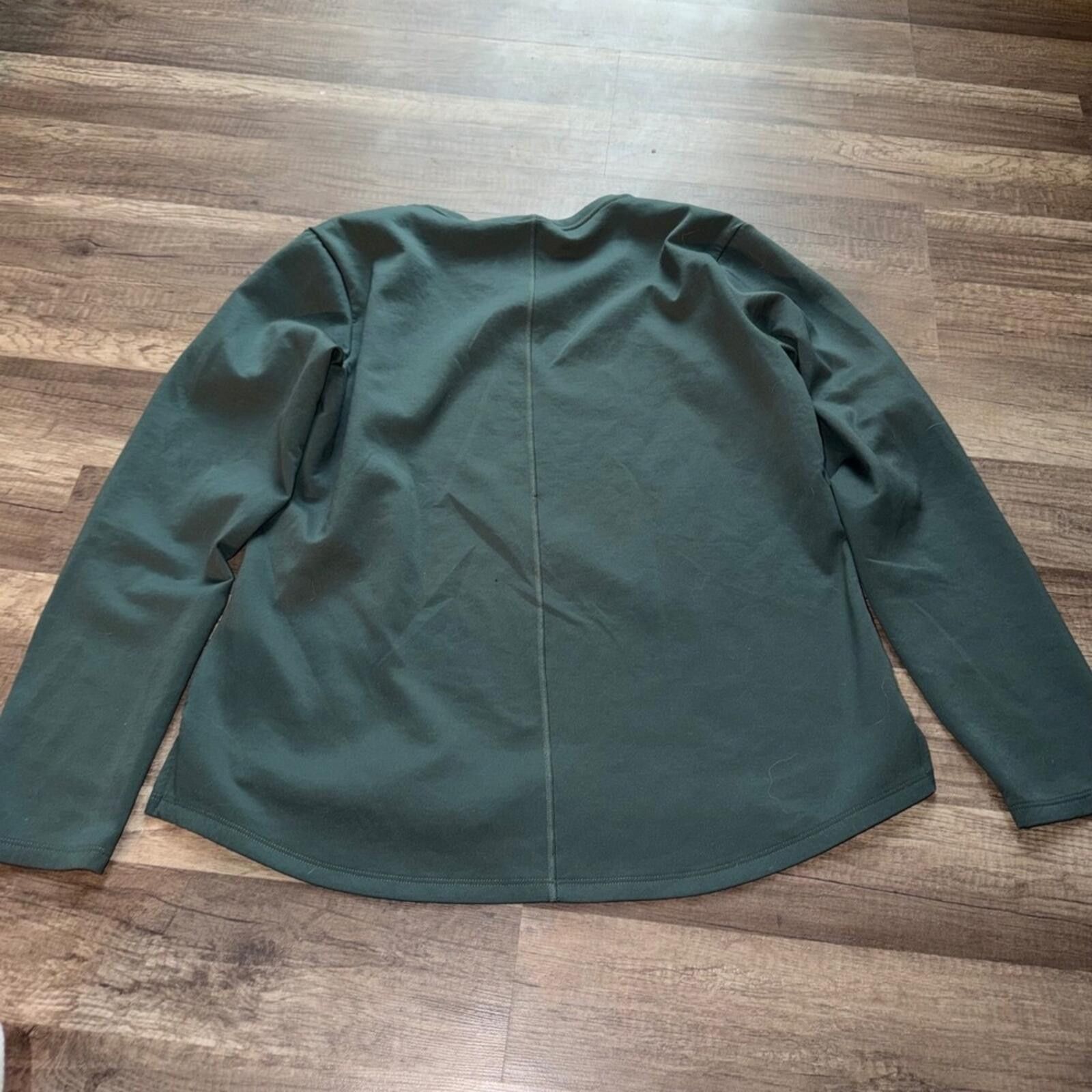 Nike Nike Long Sleeve Performance Training Shirt Forest Green Size M / US 6-8 / IT 42-44 - 3 Thumbnail