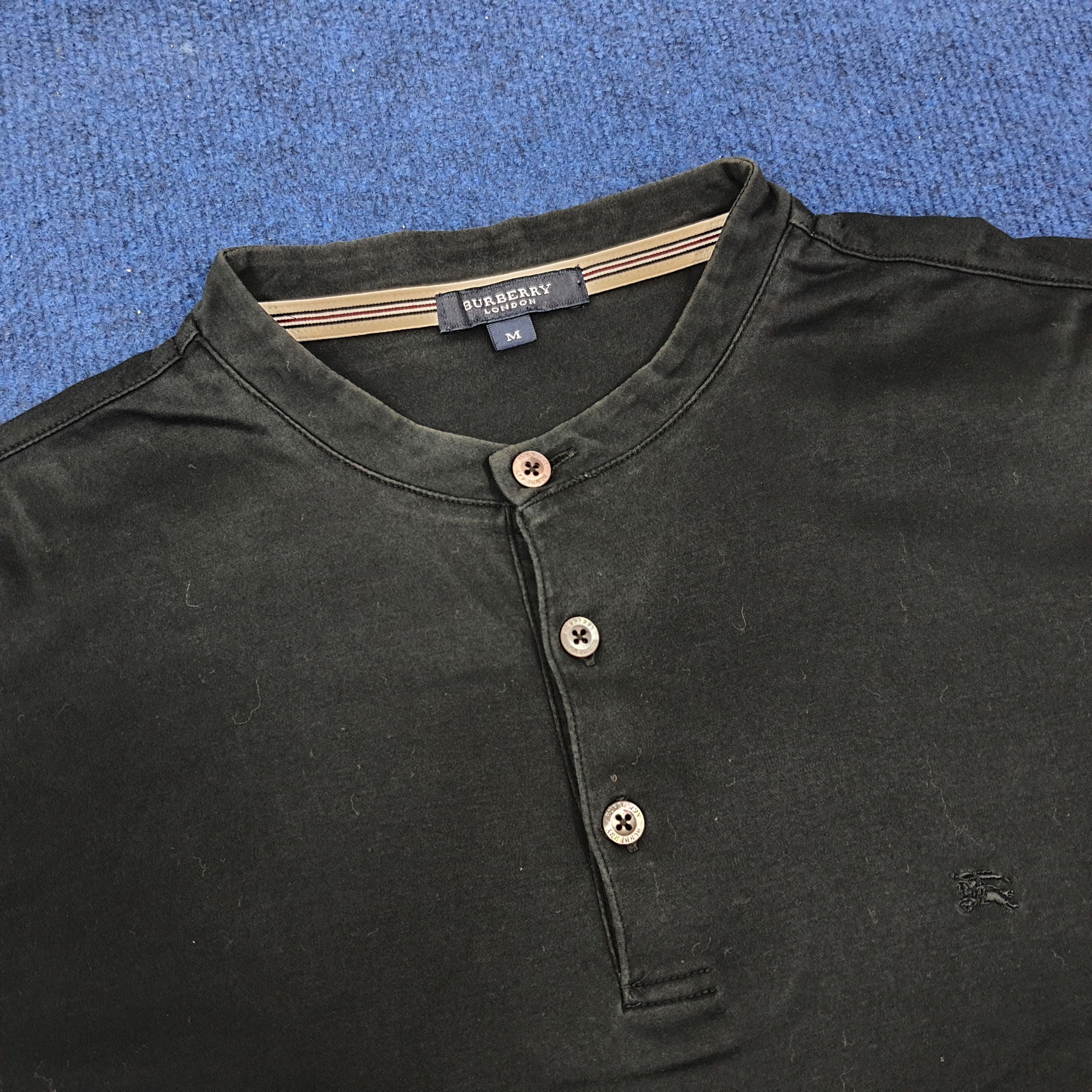 Burberry × Vintage Vintage Burberry London Button Tshirt Size US L / EU 52-54 / 3 - 4 Thumbnail