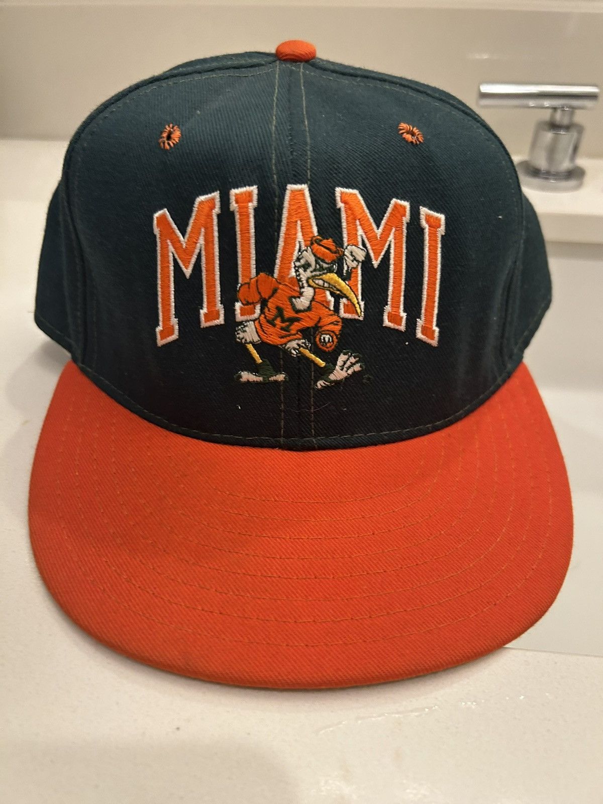 Other Vintage Miami Hurricanes Hat Size ONE SIZE - 1 Thumbnail