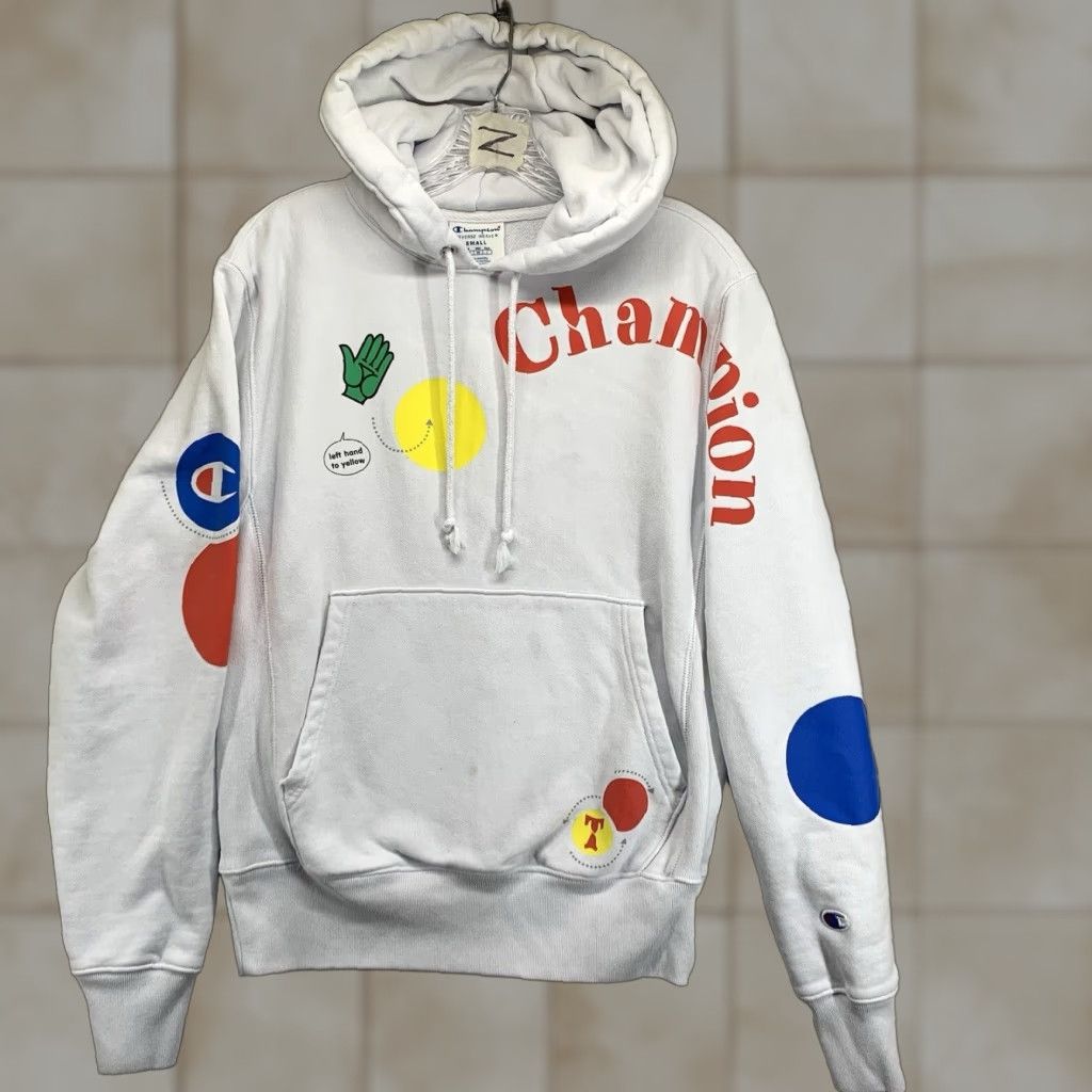 Champion VINTAGE? (No - it's not vintage) Champion Reverse Weave Hoodie Pullover Unisex Adults S White Graphic Print 90s Hip Hop Reversible Heavyweight Size US S / EU 44-46 / 1 - 1 Thumbnail