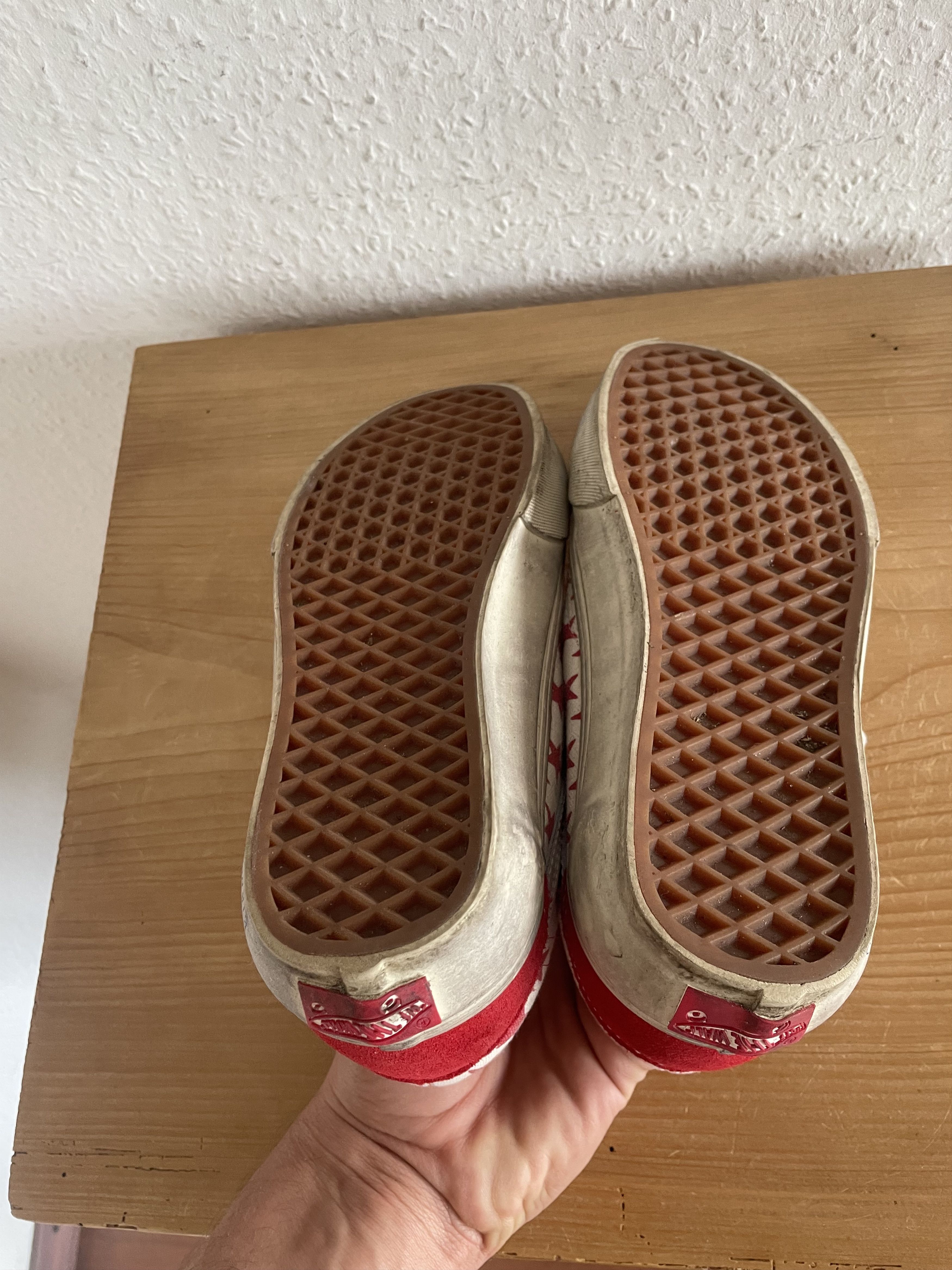 BIANCA CHANDON × Vans Red Star Old Skool Size US 5.5 / EU 38 - 8 Thumbnail