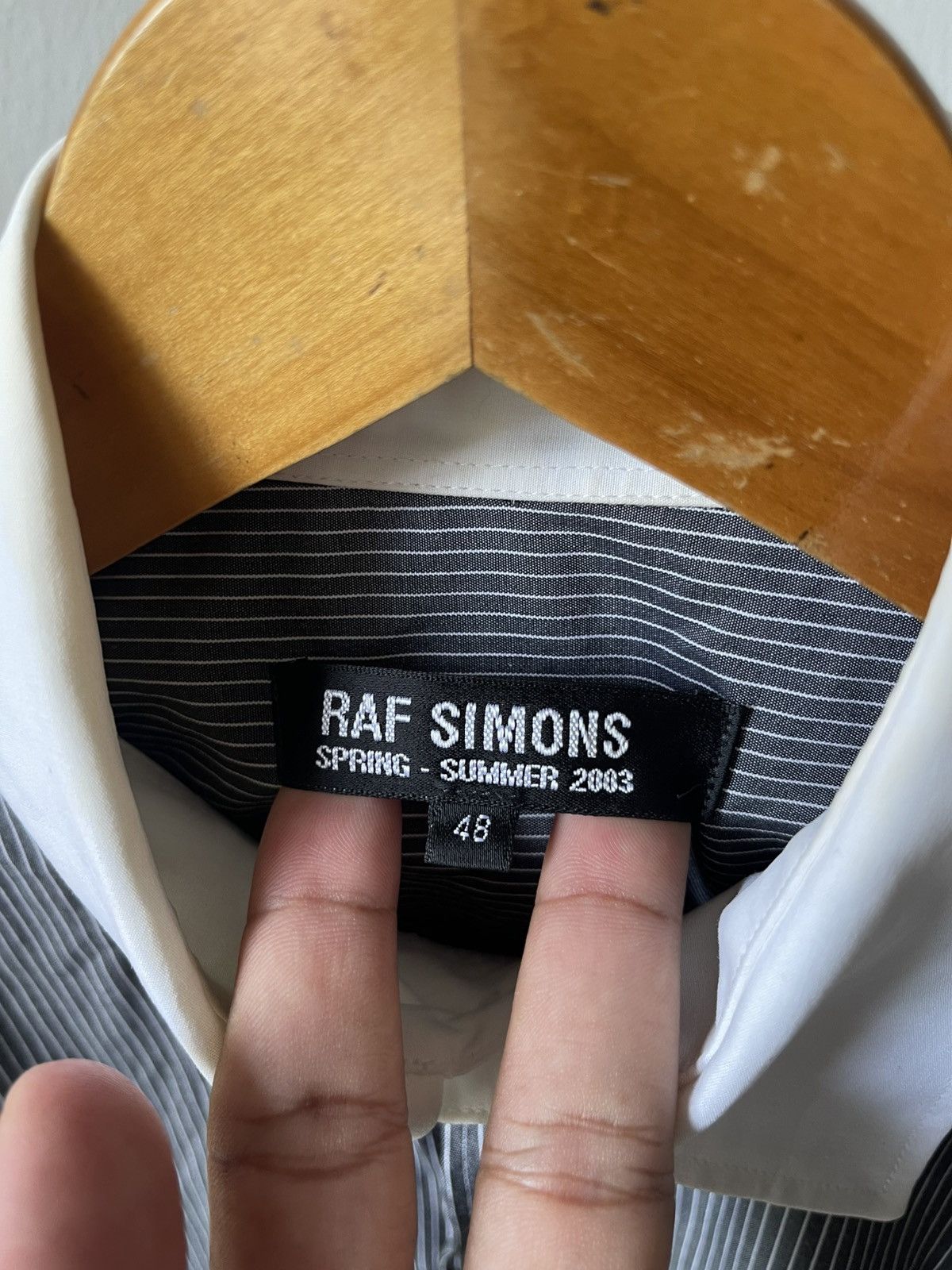 Raf Simons S/S 2003 Raf Simons 'Consumed' Cut Off Sleeve Size US S / EU 44-46 / 1 - 15 Thumbnail