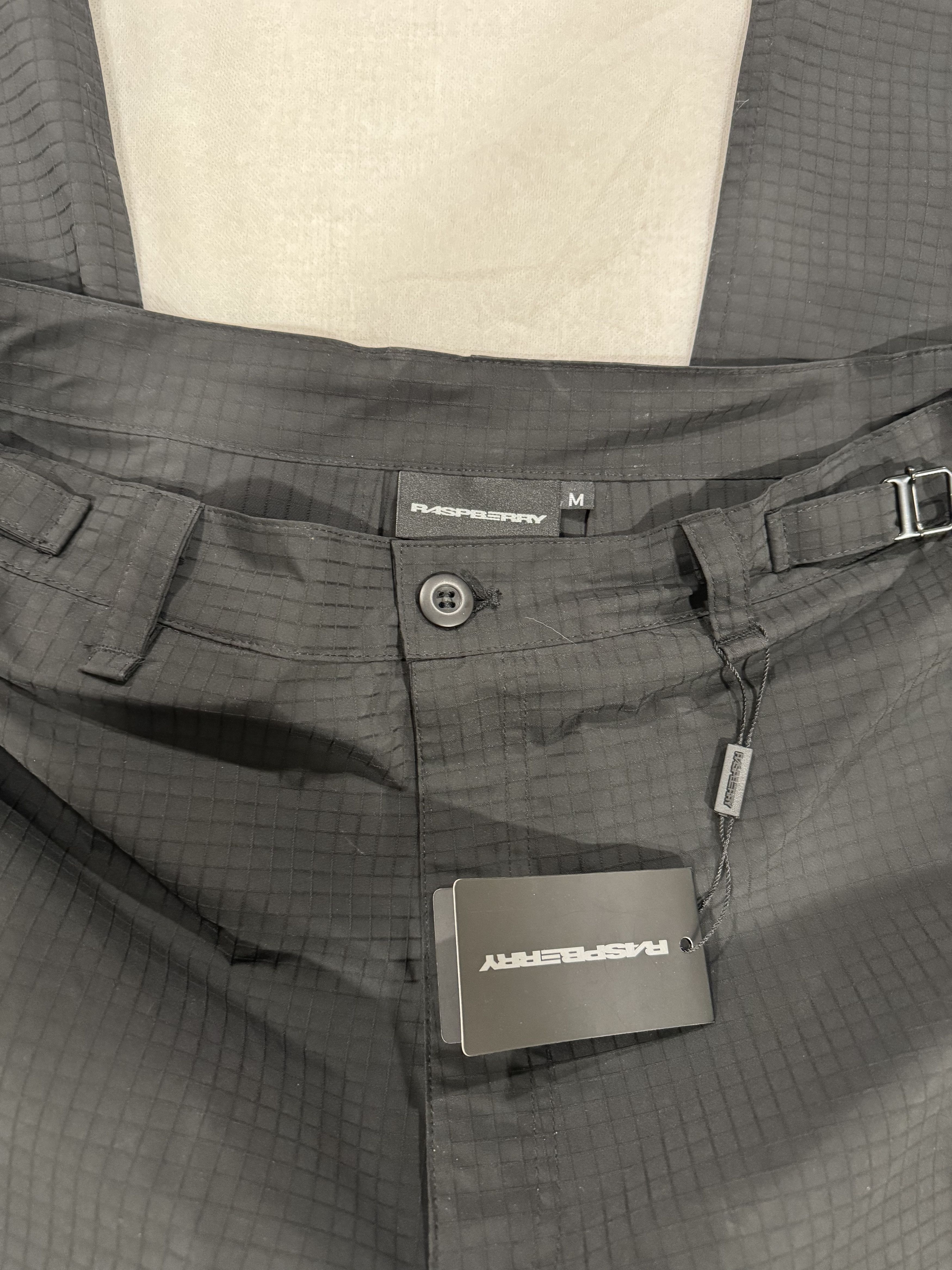 The GV Gallery Cargos Size US 34 / EU 50 - 3 Thumbnail