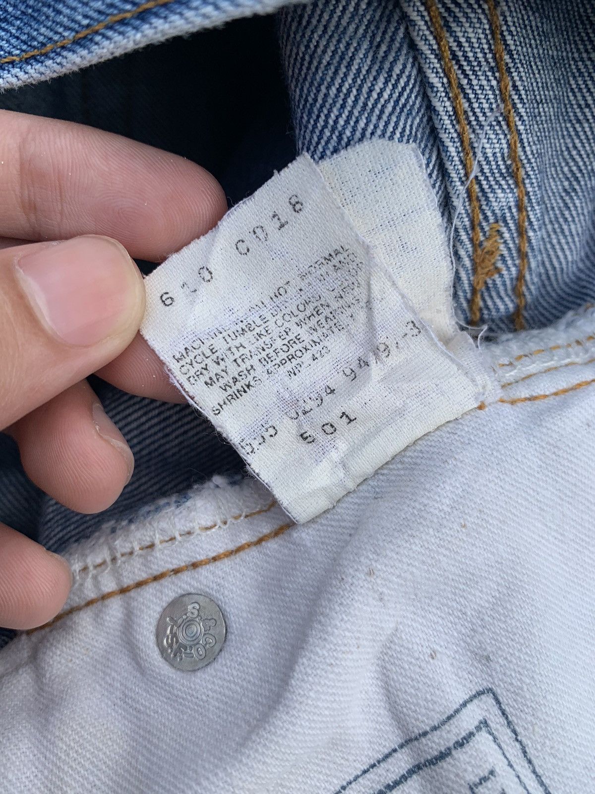Levi's VINTAGE LEVIS 501 BIG E 555 SELVEDGE FADED DISTRESSED DENIM Size US 29 - 21 Thumbnail