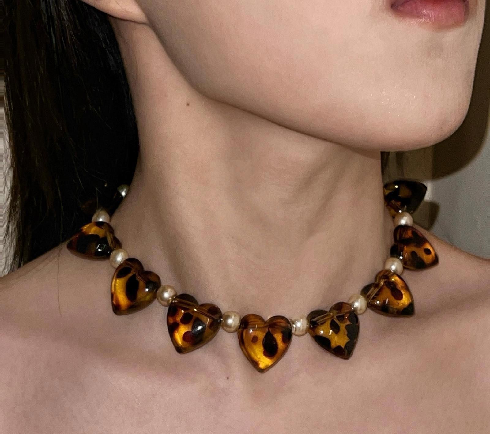 Jewelry Tortoiseshell Heart Pendant Pearl Necklace, Chunky Choker Size ONE SIZE - 1 Thumbnail
