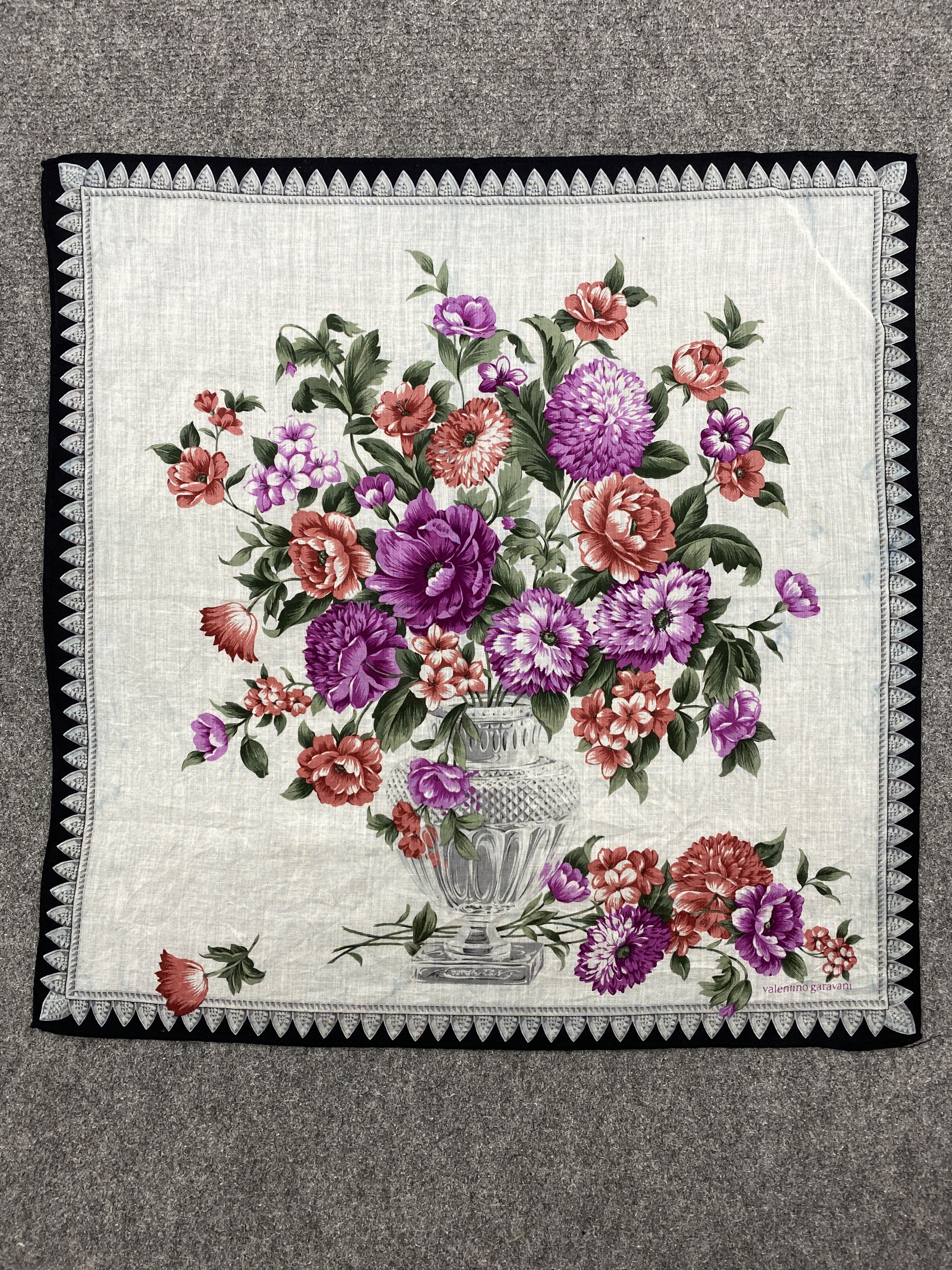 Valentino Valentino Garavani Handkerchief / Neckerchief HKC0868 Size ONE SIZE - 4 Thumbnail