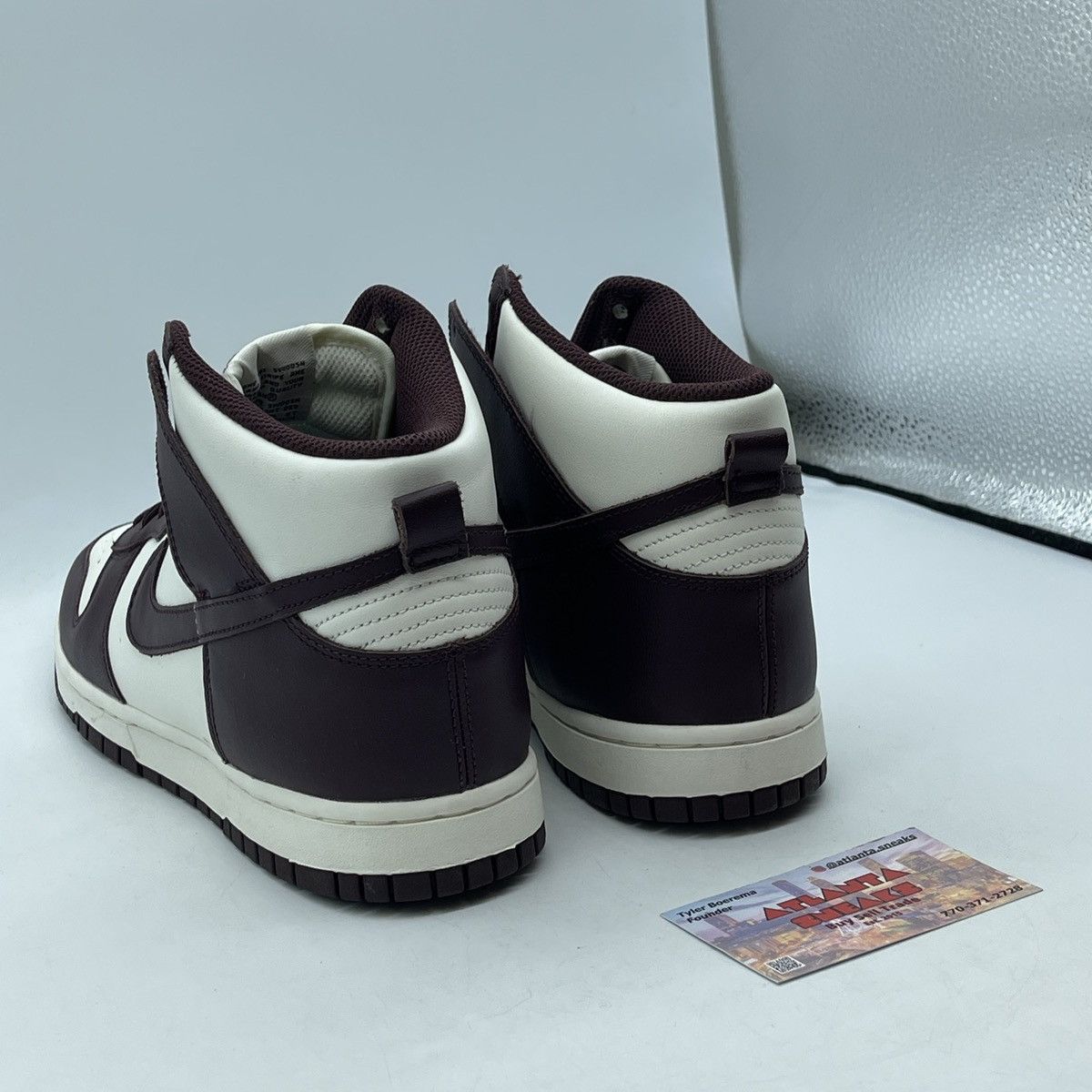 Jordan Brand Wmns air Jordan dunk high burgundy crush Size US 9.5 / IT 39.5 - 4 Thumbnail