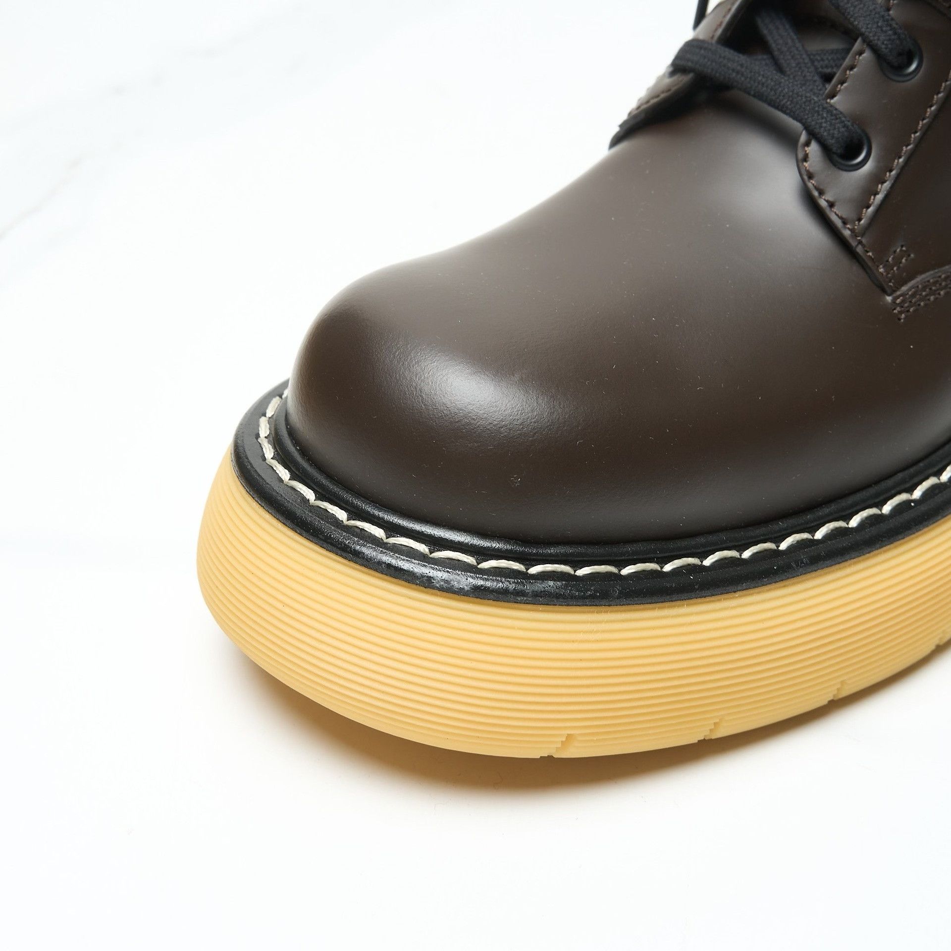 Bottega Veneta Bottega Veneta Men's Classic Martin Boots Size US 7 / EU 40 - 4 Thumbnail