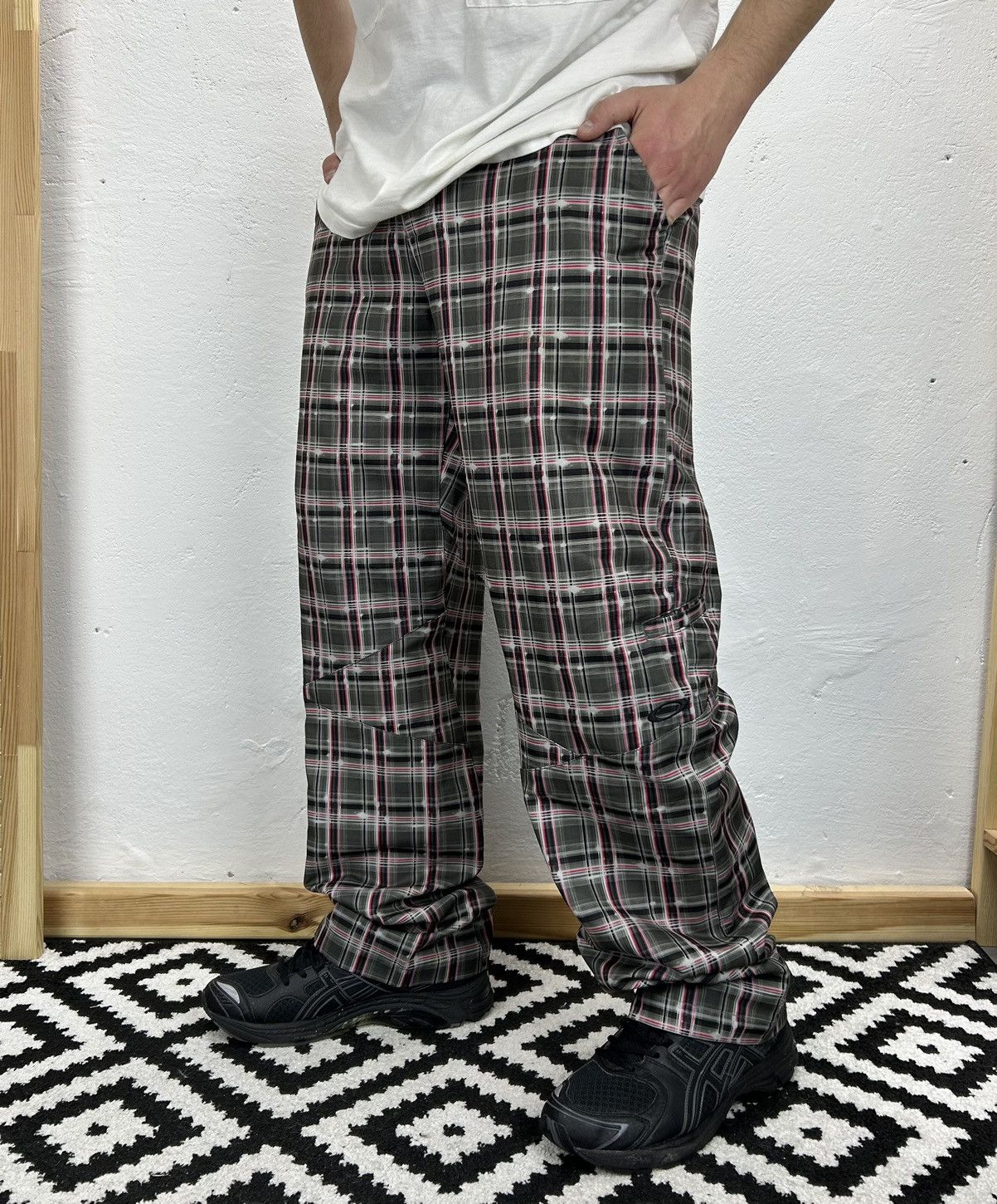 Oakley × Vintage Oakley Vintage Light Pant Size 36 Size US 36 / EU 52 - 1 Thumbnail