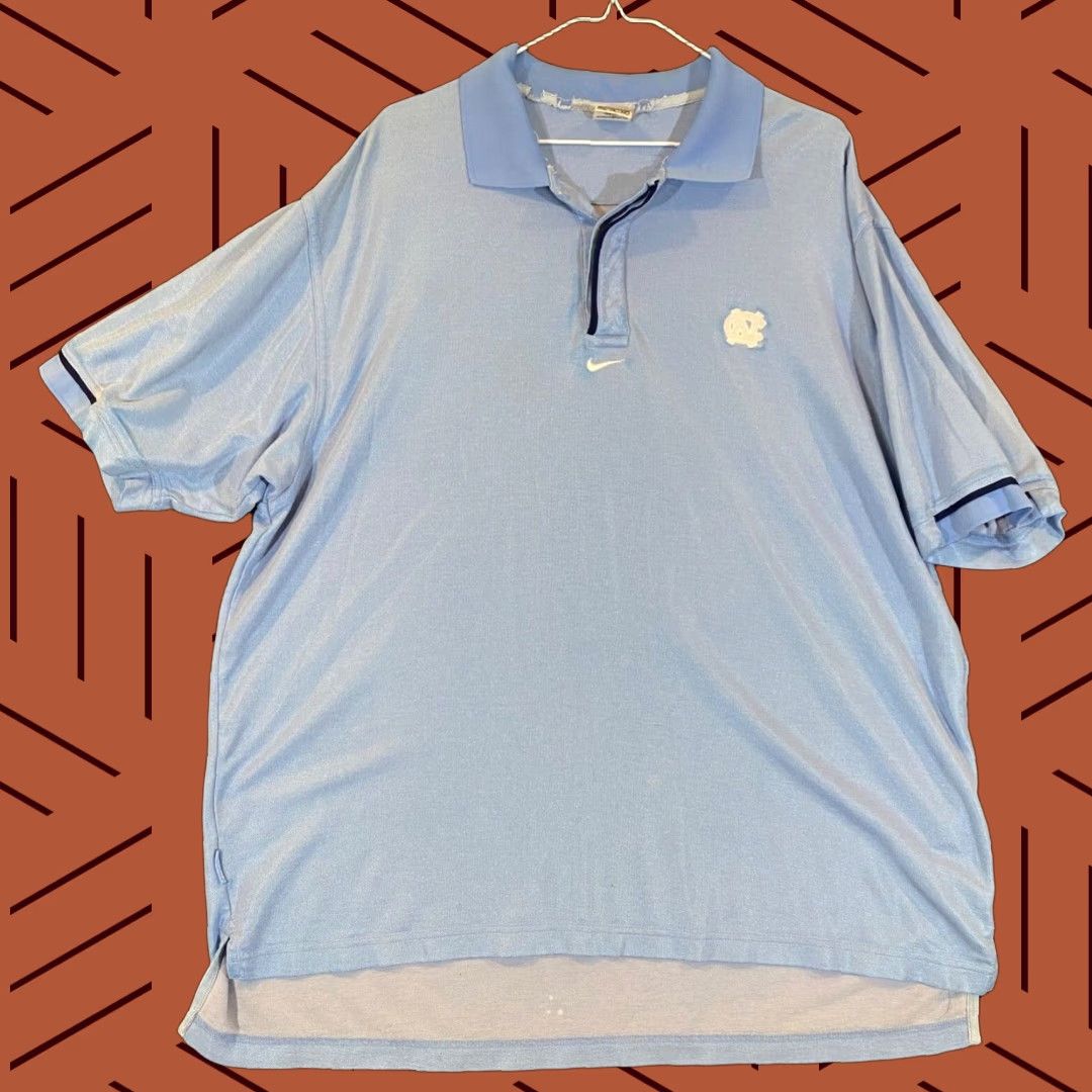 Nike VINTAGE Nike Polo Shirt Mens XL Blue UNC Tarheels 90s Golf Activewear Size US XL / EU 56 / 4 - 1 Thumbnail