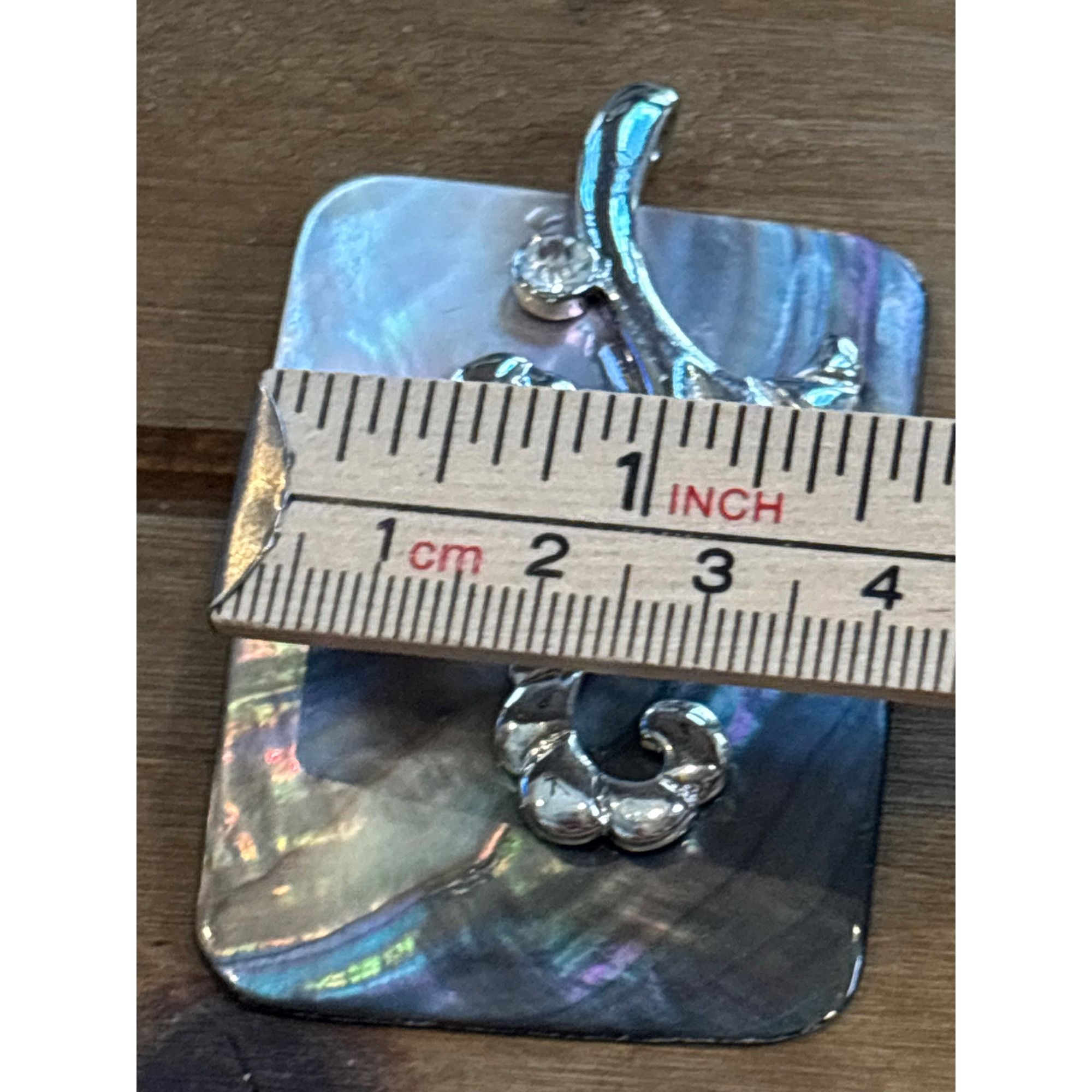 Other Silver Floral Motif Abalone Shell Pendant Size ONE SIZE - 5 Thumbnail