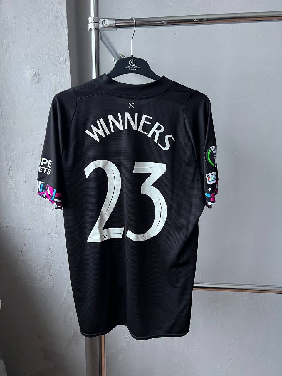 Umbro 2023 WEST HAM UNITED SPECIAL WINNERS SOCCER JERSEY SHIRT XL Size US XL / EU 56 / 4 - 10 Thumbnail