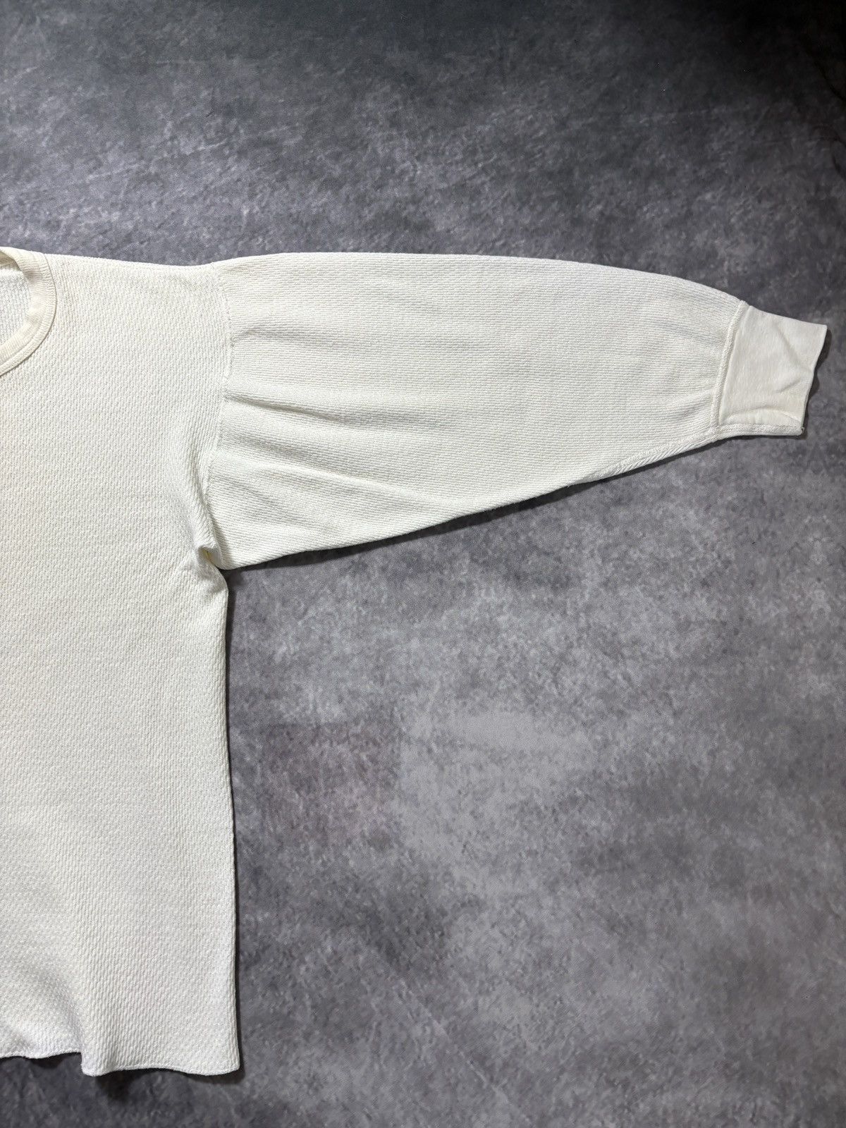 Vintage 1980s KMart Longsleeve Vintage Thermal Shirt Waffle 80s 90s Size US L / EU 52-54 / 3 - 7 Thumbnail