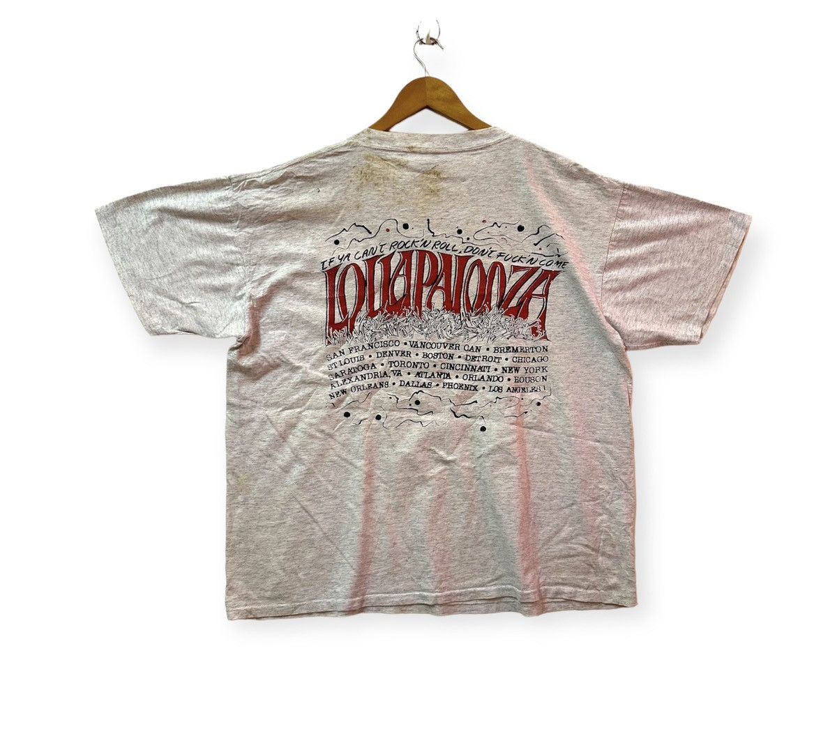 Band Tees vintage 1992 LOLLAPALOOZA concert tour grunge rock t-shirts Size US XL / EU 56 / 4 - 2 Thumbnail