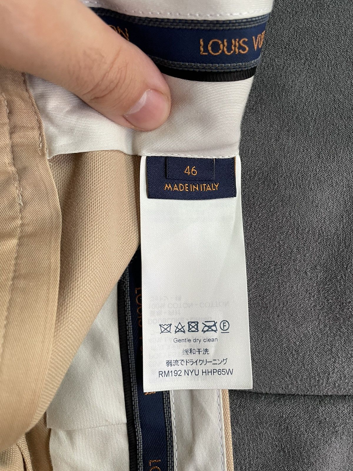Louis Vuitton Louis Vuitton Pleated Pants With Piping Detail Size US 36 / EU 52 - 12 Thumbnail