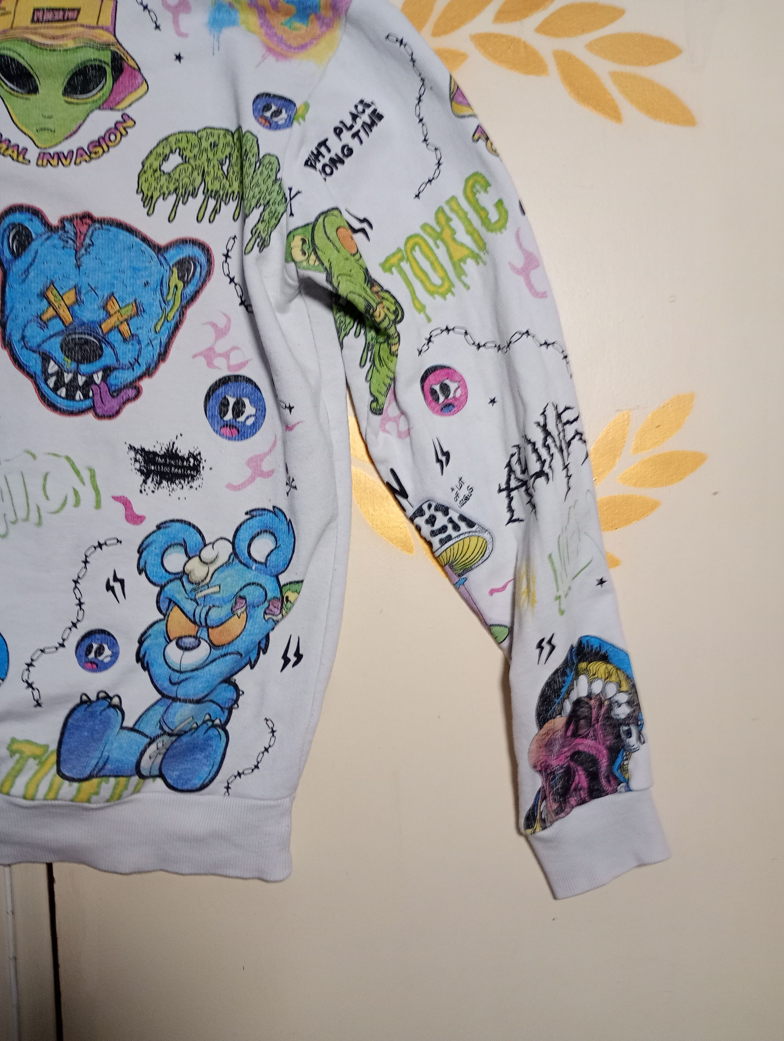 Vintage Trend Full Print Hoodie Size US M / EU 48-50 / 2 - 11 Thumbnail