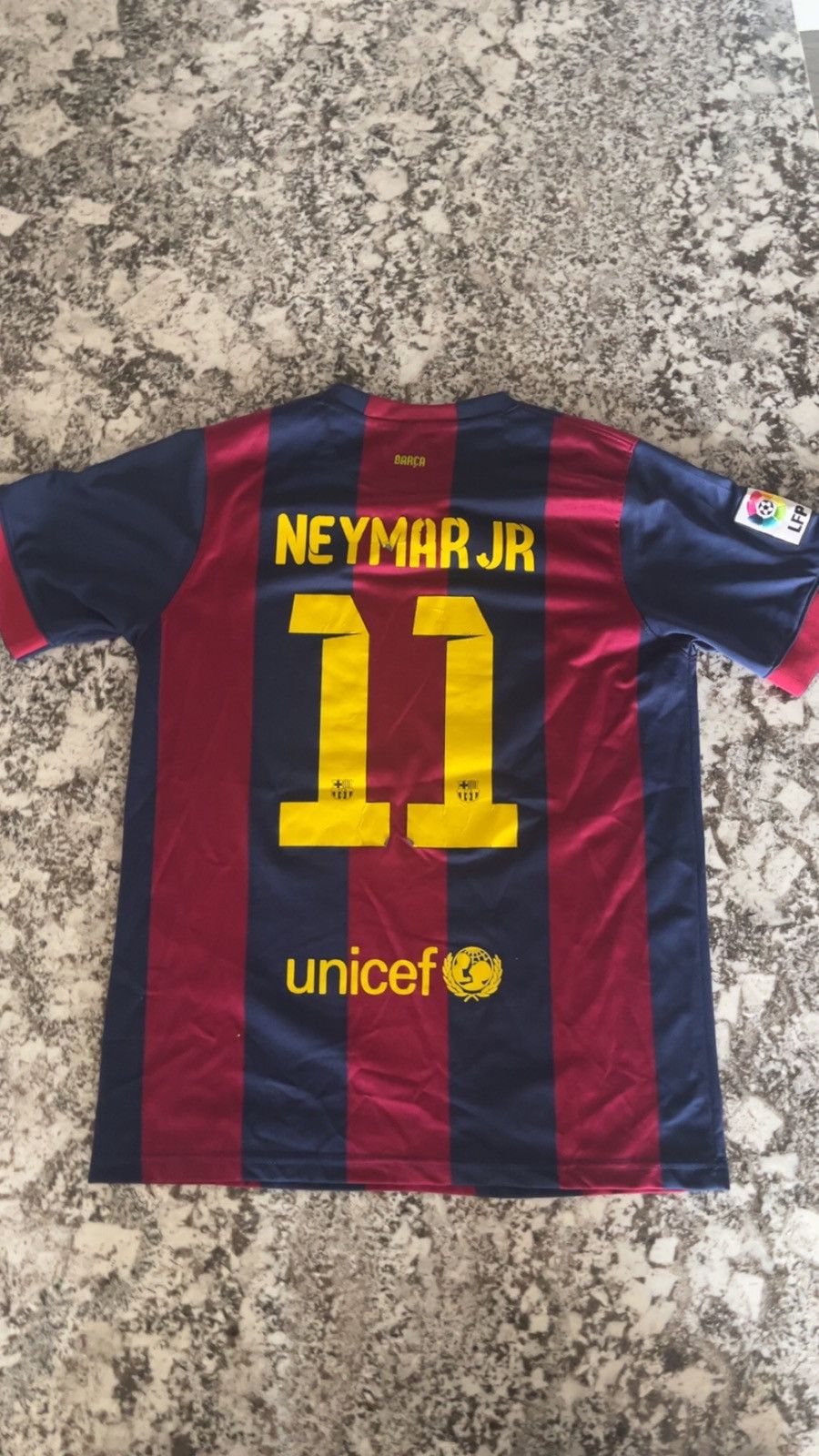 Nike Barcelona FC 14/15 Neymar Jr Jersey Size US L / EU 52-54 / 3 - 2 Thumbnail