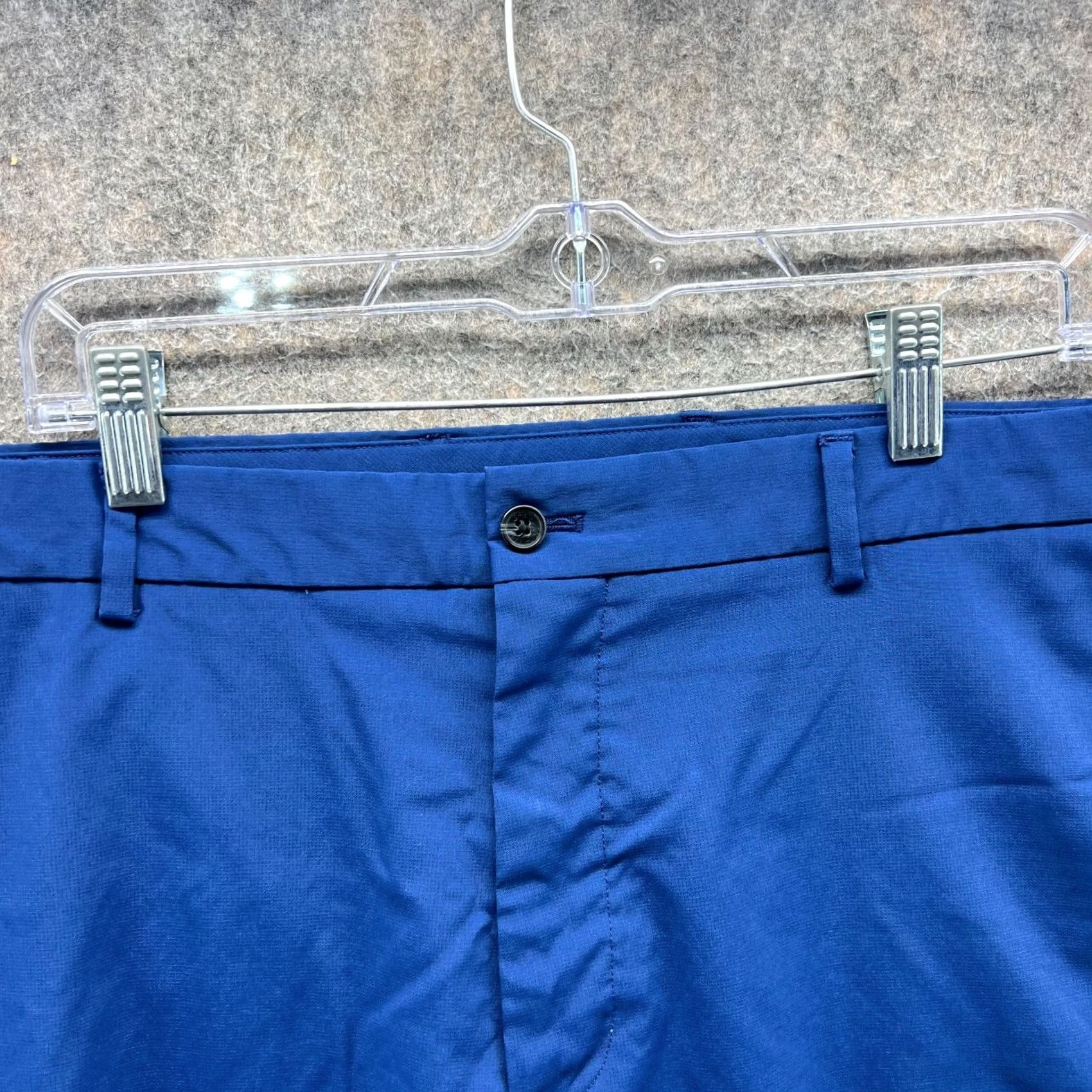 Vintage Greg Norman Shorts Mens 38 Blue Lightweight Polyester Zip Pocket Chino Casual Travel 9 in Inseam Regular Mens Blue 38 Size US 38 / EU 54 - 7 Thumbnail