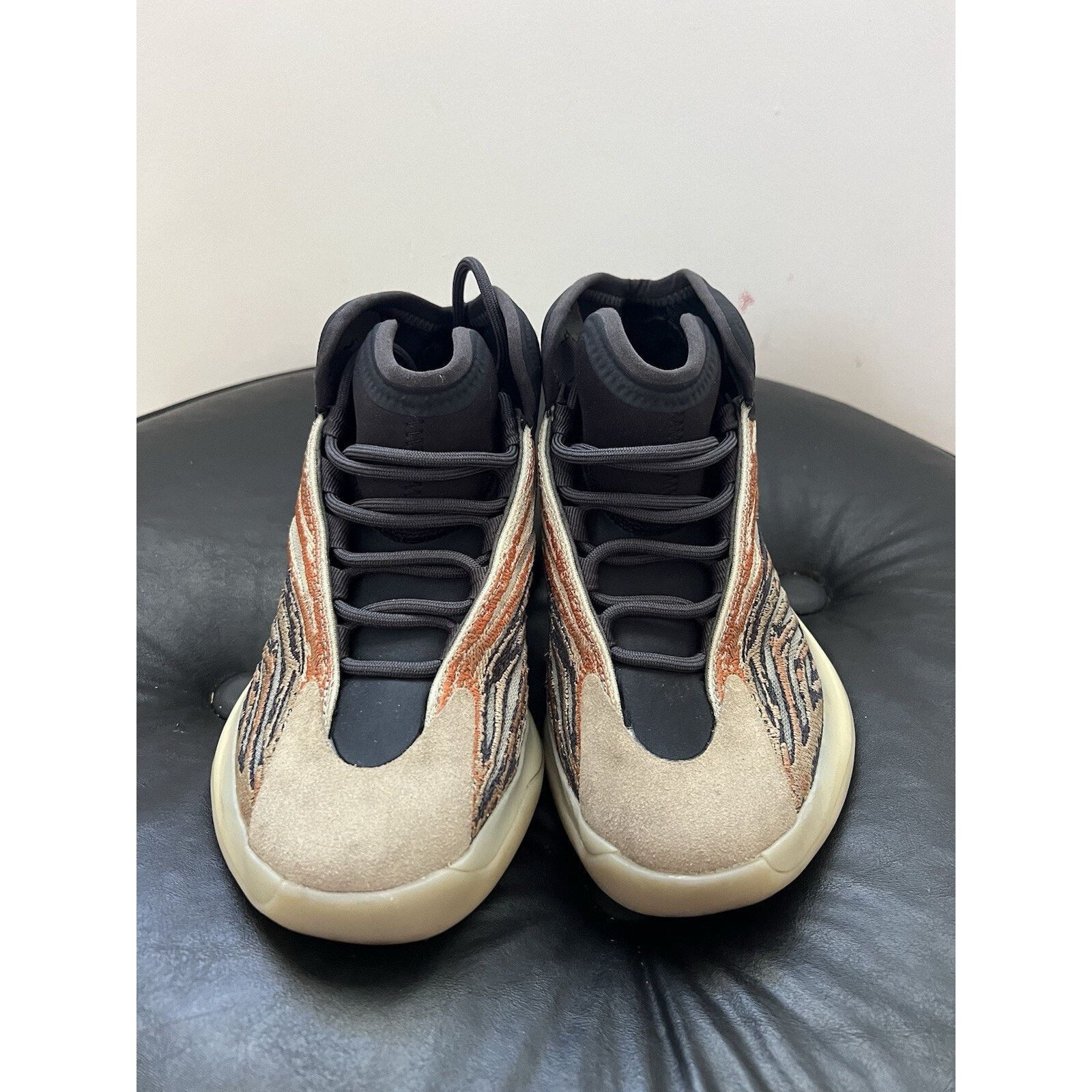 Adidas Size 7 - adidas Yeezy Quantum Amber Tint Size US 7 / EU 40 - 3 Thumbnail