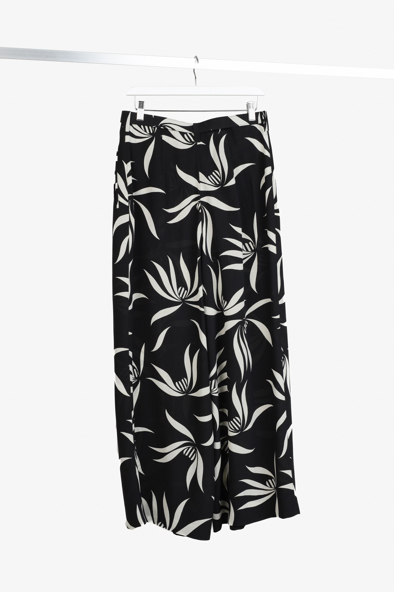 Etro Etro Black Floral Pattern Belted Silk Pant Trousers Size 30" / US 8 / IT 44 - 2 Thumbnail