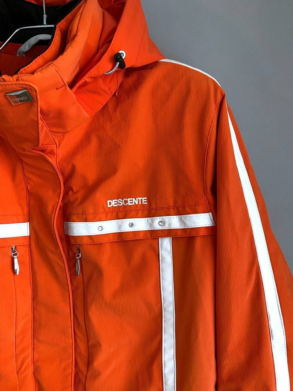 Descente Descente Women's Orange Ski Jacket, Size M Size M / US 6-8 / IT 42-44 - 6 Thumbnail