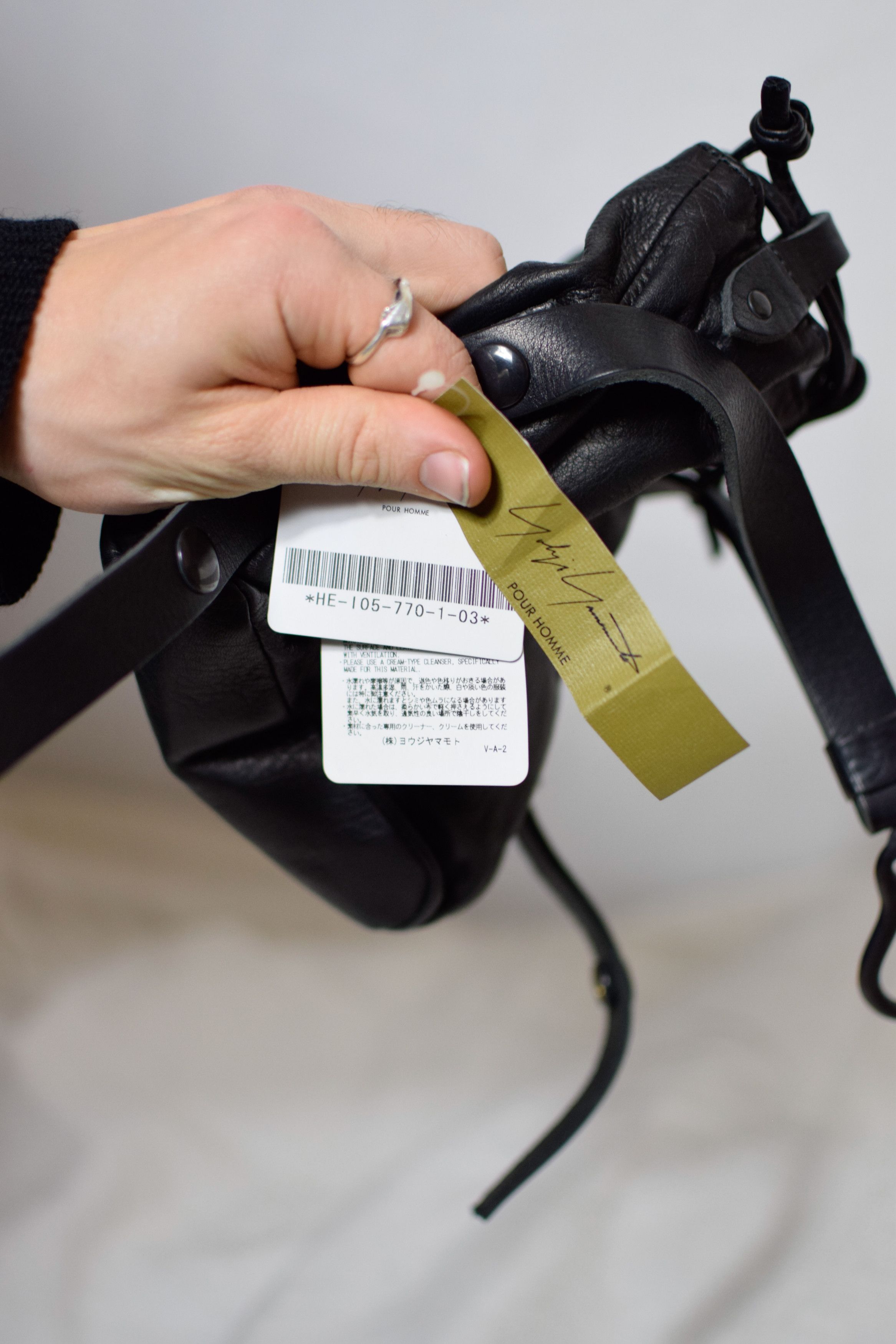 Yohji Yamamoto FINAL DROP - YYPH AW22 Leather Bag - HE-I05-770 Size ONE SIZE - 9 Thumbnail