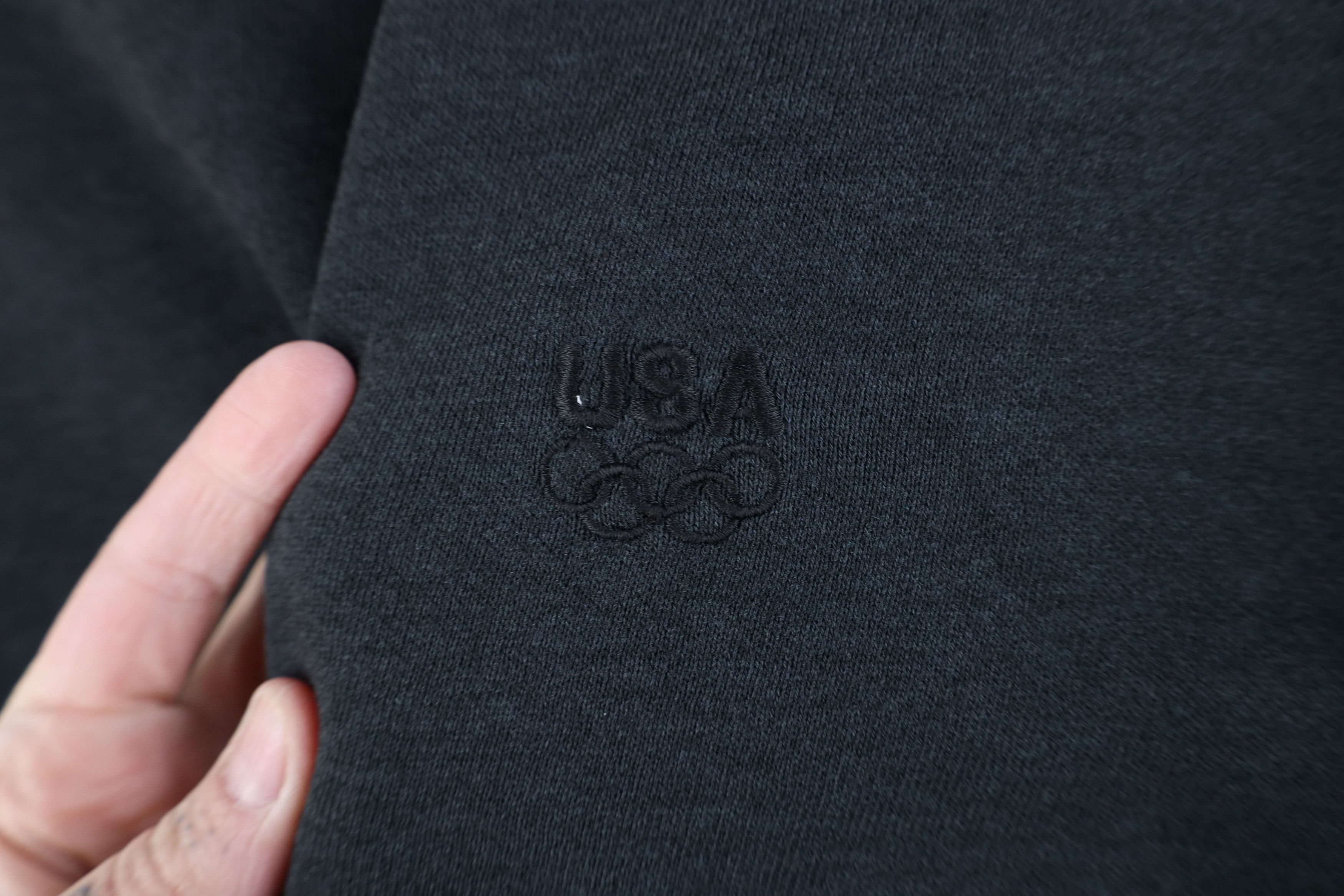 Vintage Vintage 90s USA Olympics Crewneck Sweatshirt Black USA Size US L / EU 52-54 / 3 - 4 Thumbnail